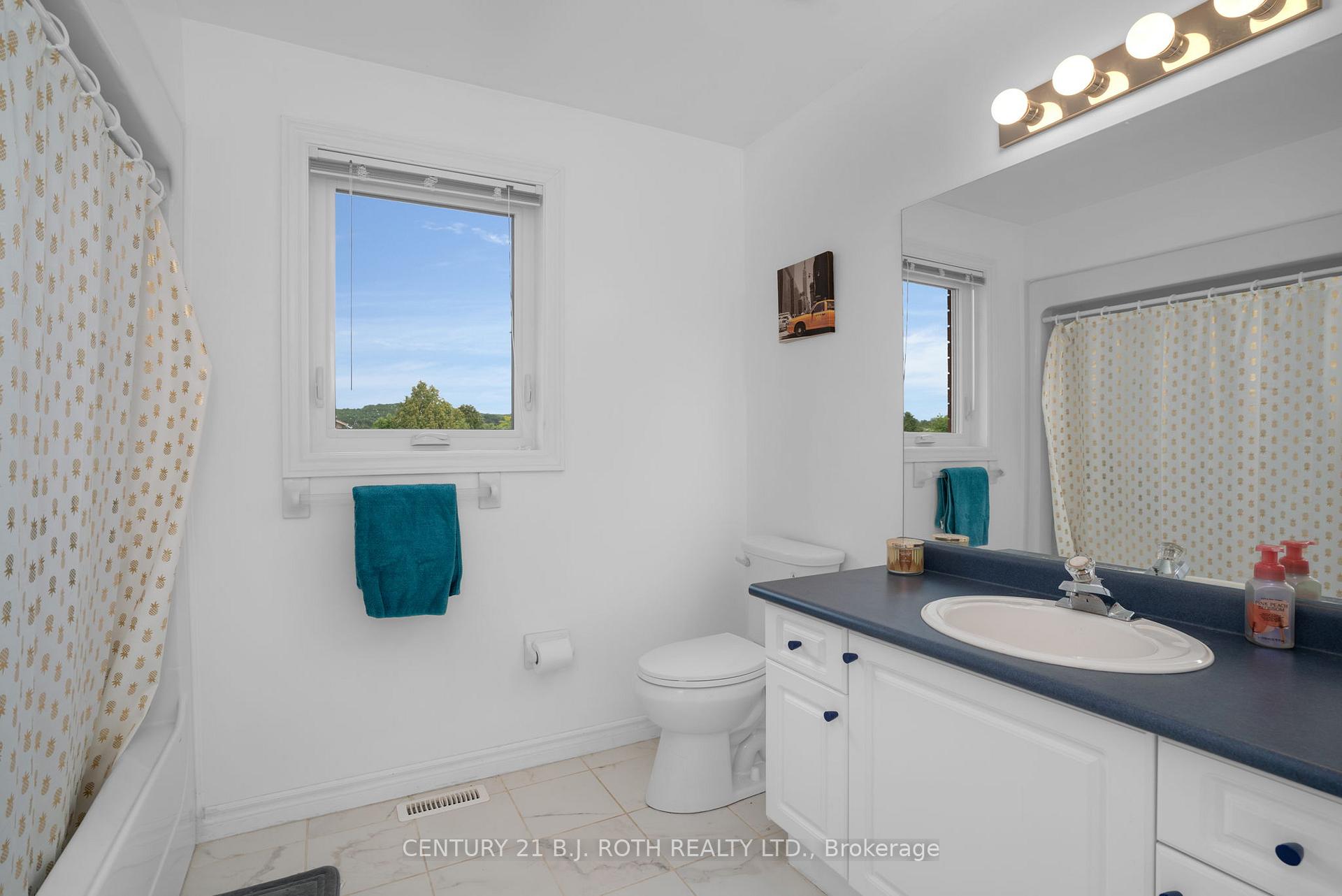 Photo 19 of 217 Pringle Drive, Barrie, Edgehill Drive — HOMEH