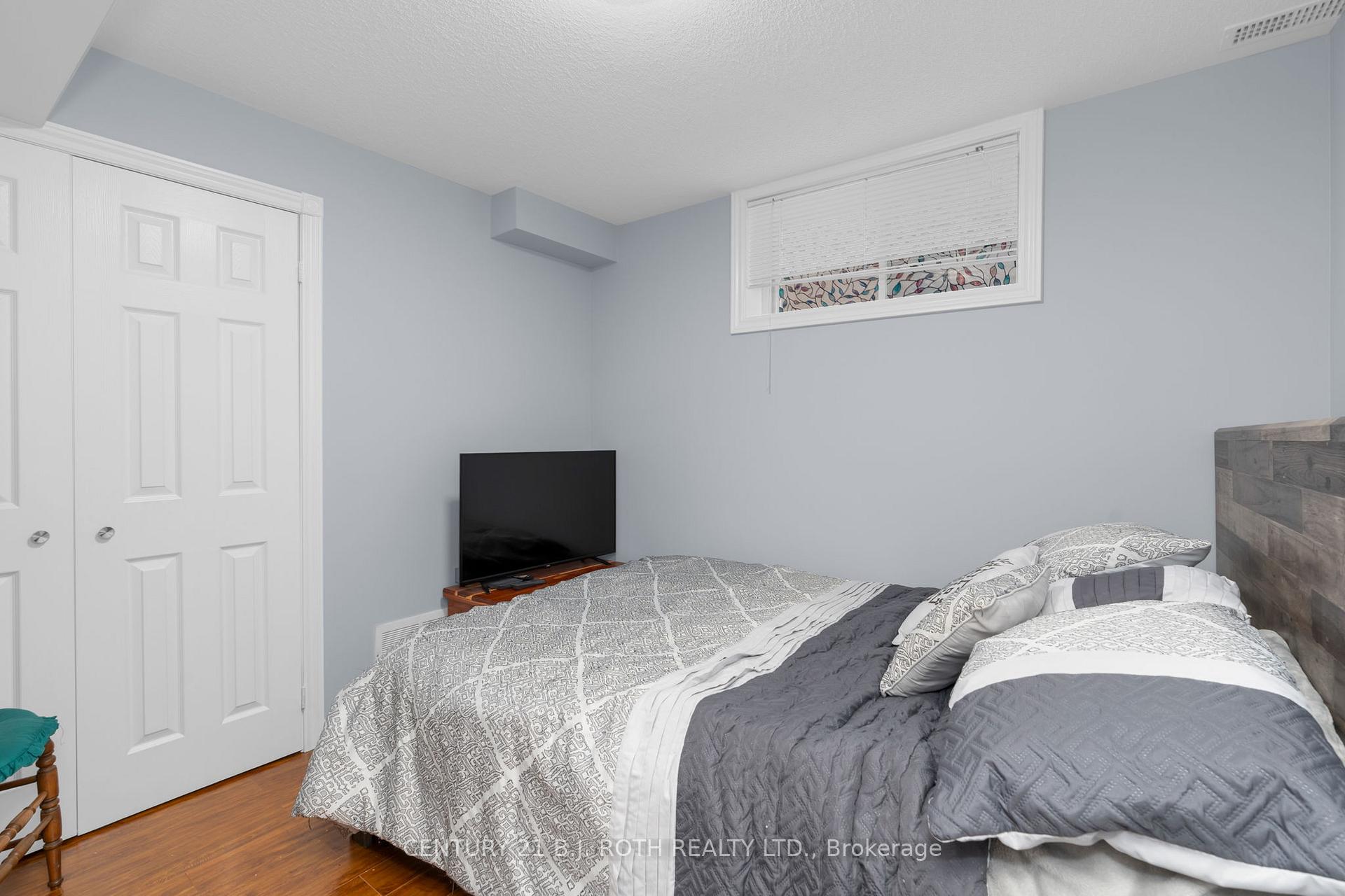 Photo 25 of 217 Pringle Drive, Barrie, Edgehill Drive — HOMEH