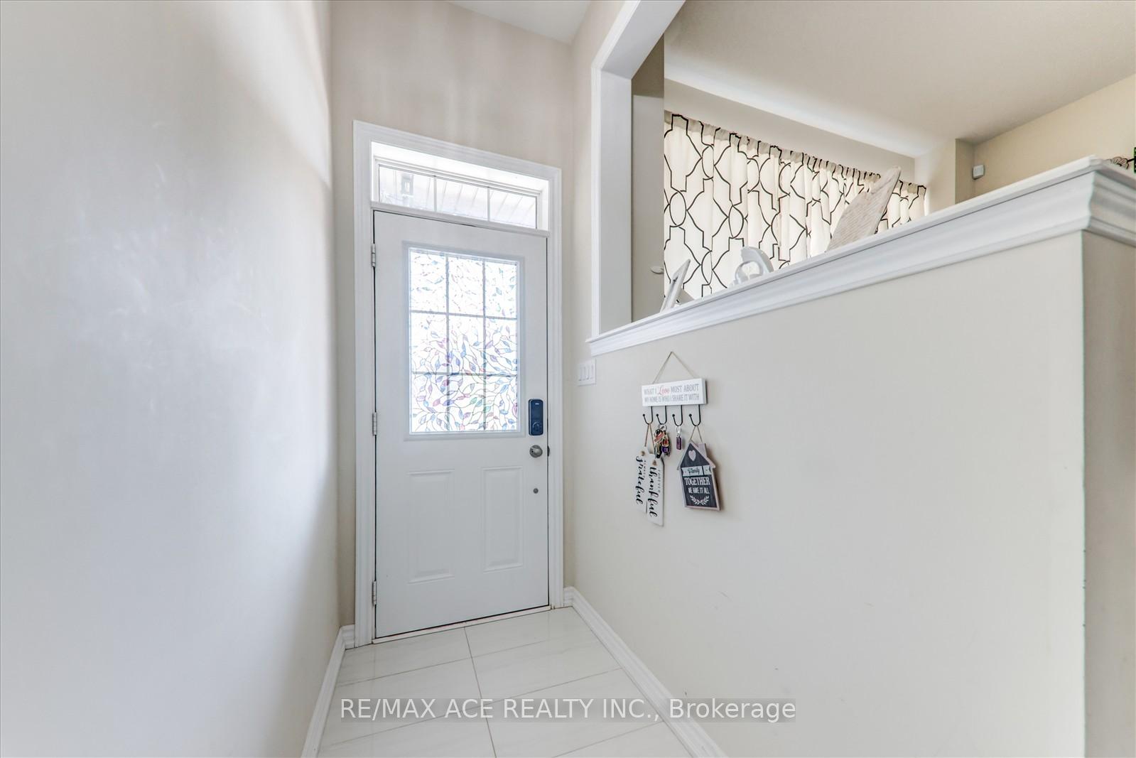 Photo 6 of 153 Highlands Boulevard, Cavan Monaghan, Cavan Twp — HOMEH