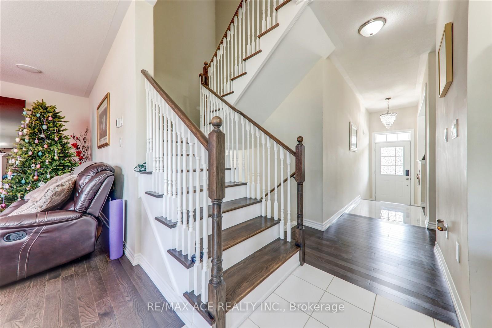 Photo 10 of 153 Highlands Boulevard, Cavan Monaghan, Cavan Twp — HOMEH