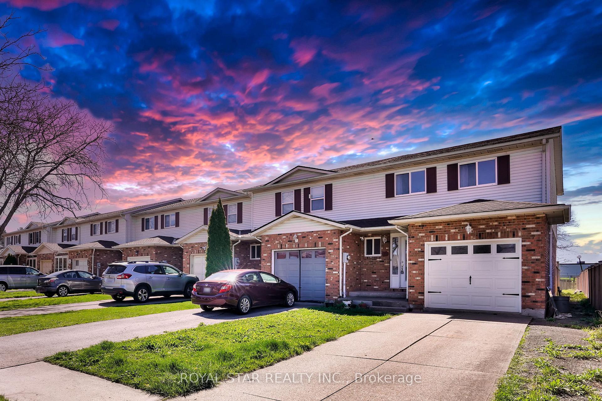 Photo 1 of 19 Barnaby Drive, St. Catharines, Ridley — HOMEH
