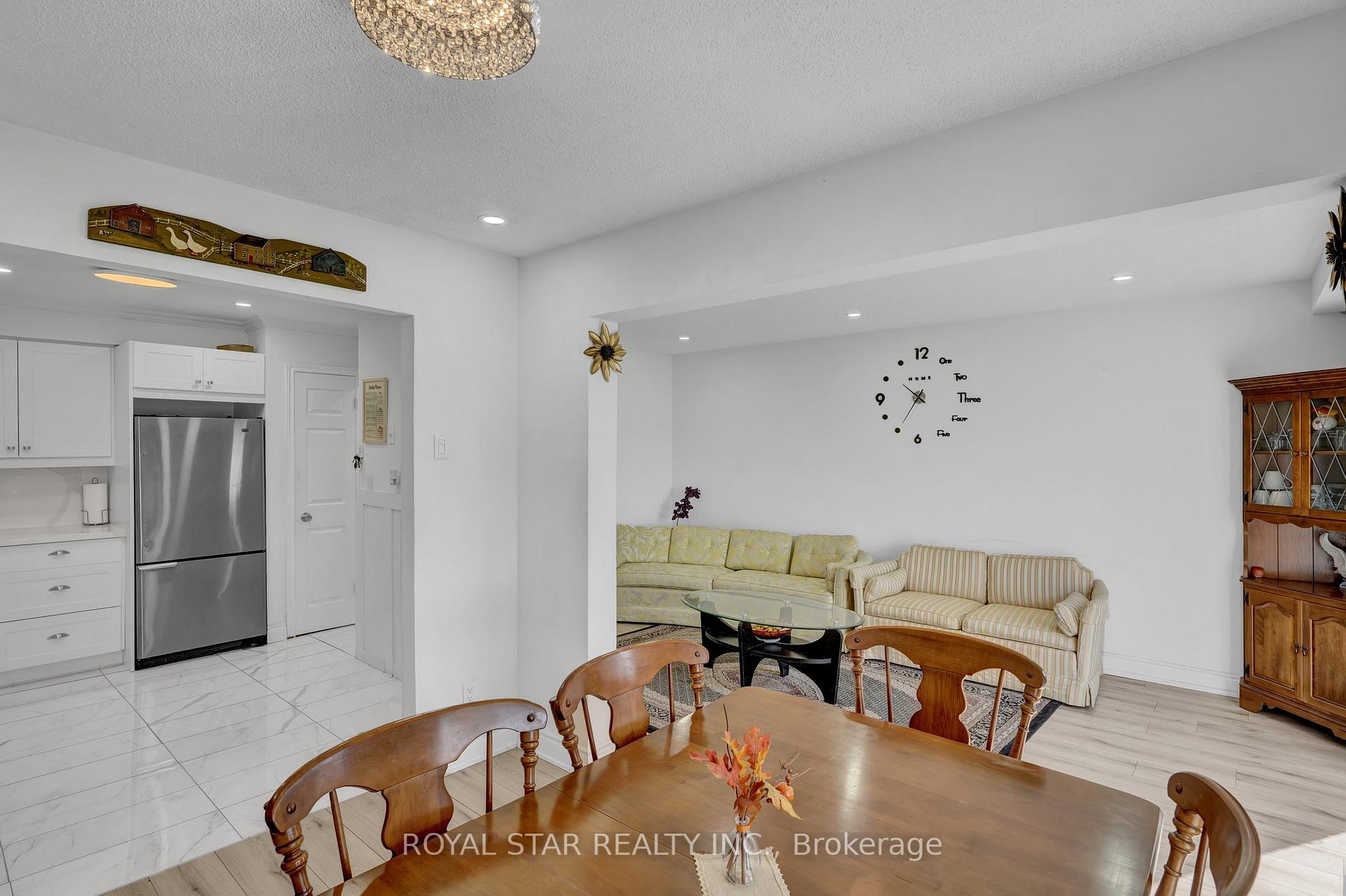 Photo 15 of 19 Barnaby Drive, St. Catharines, Ridley — HOMEH