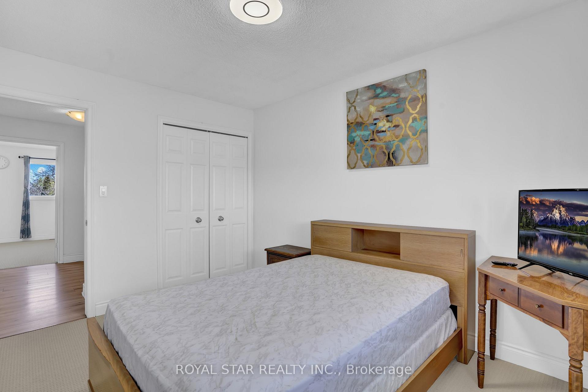 Photo 26 of 19 Barnaby Drive, St. Catharines, Ridley — HOMEH