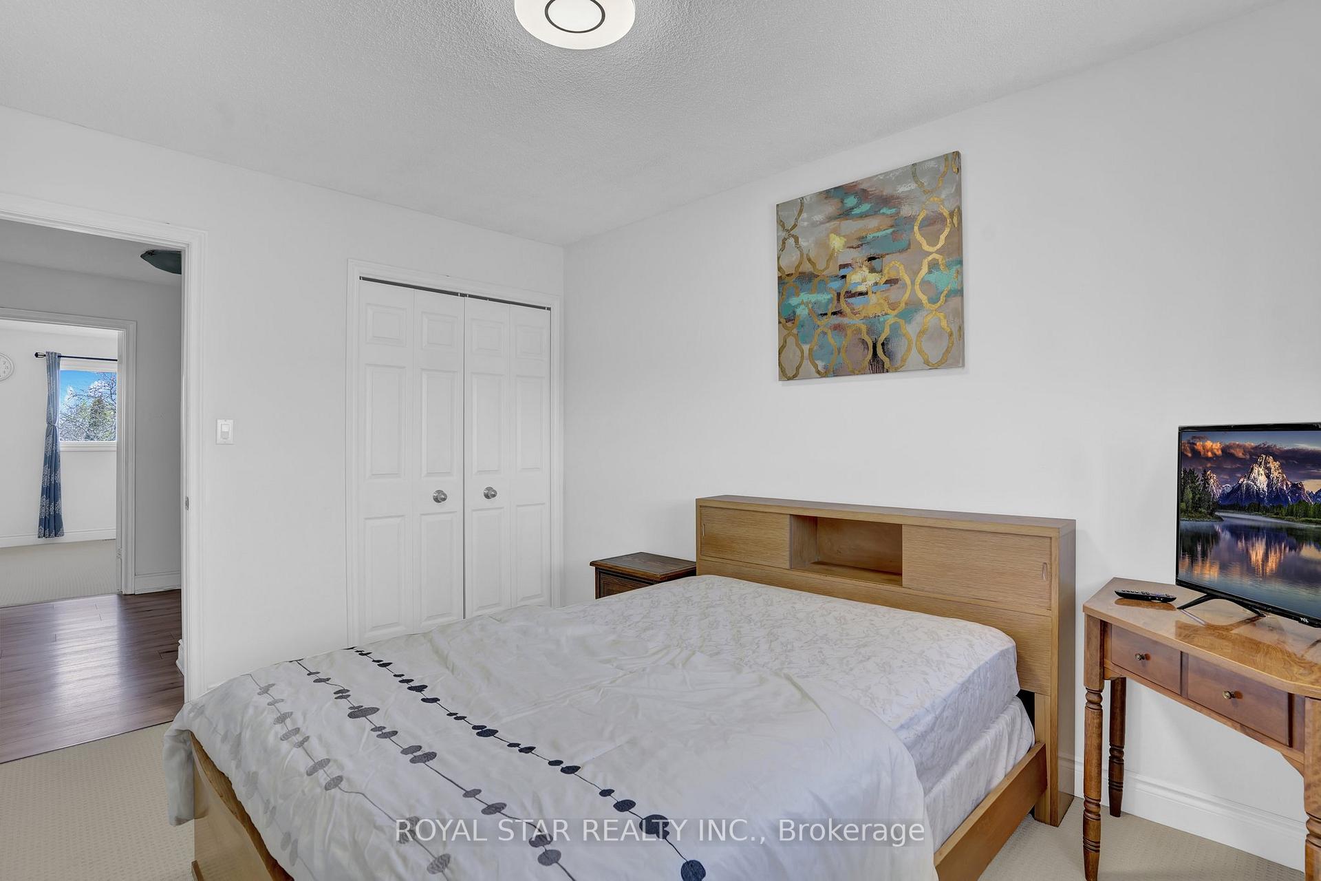 Photo 31 of 19 Barnaby Drive, St. Catharines, Ridley — HOMEH