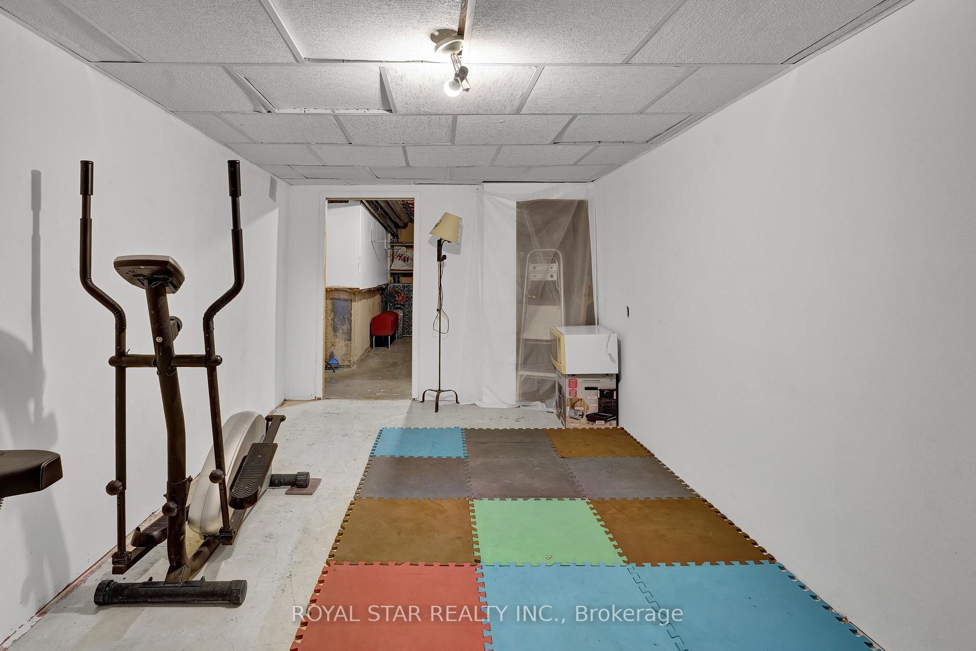 Photo 34 of 19 Barnaby Drive, St. Catharines, Ridley — HOMEH