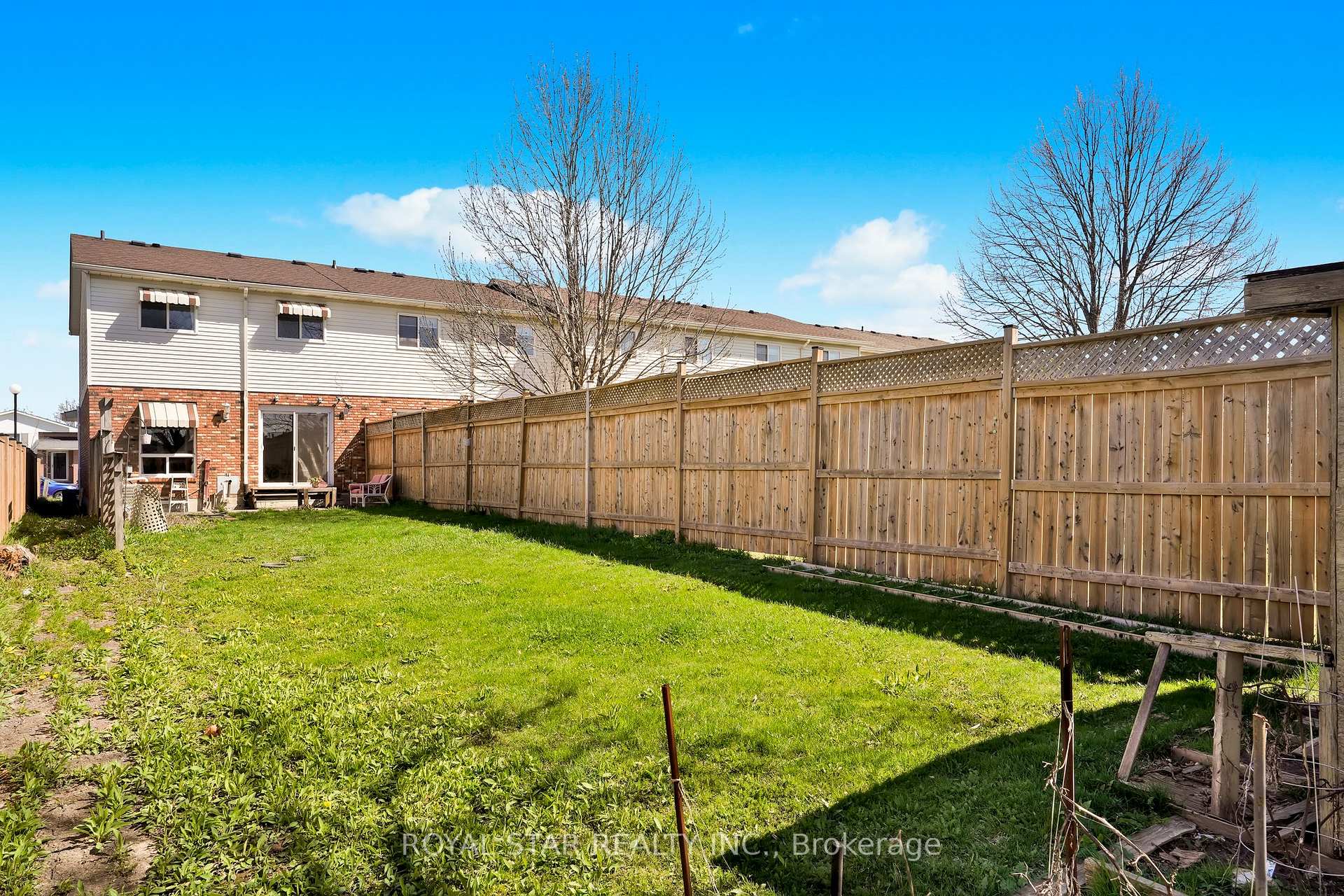 Photo 39 of 19 Barnaby Drive, St. Catharines, Ridley — HOMEH