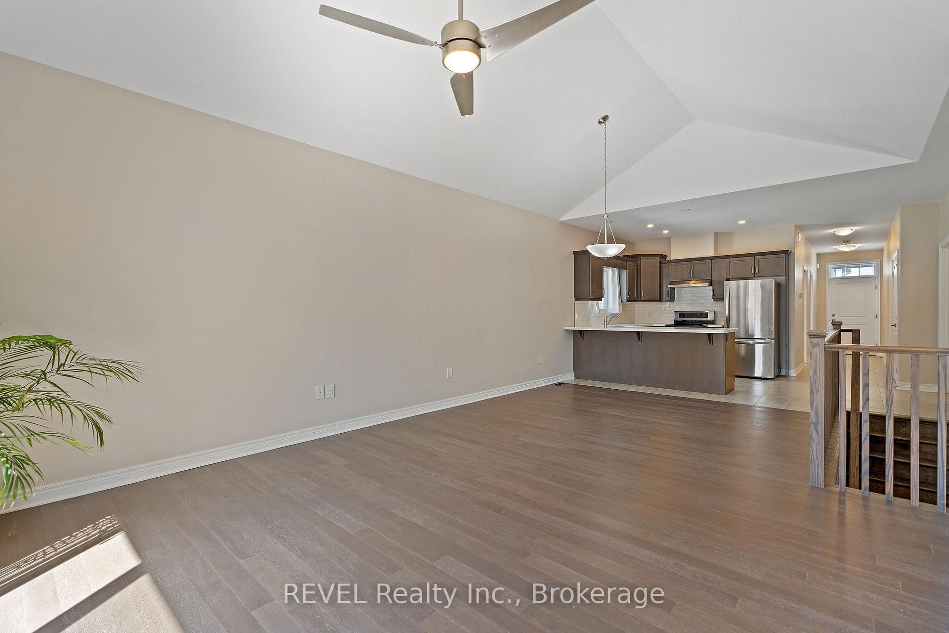 Photo 15 of 15 Berkshire Drive, St. Catharines, Carlton/Bunting — HOMEH