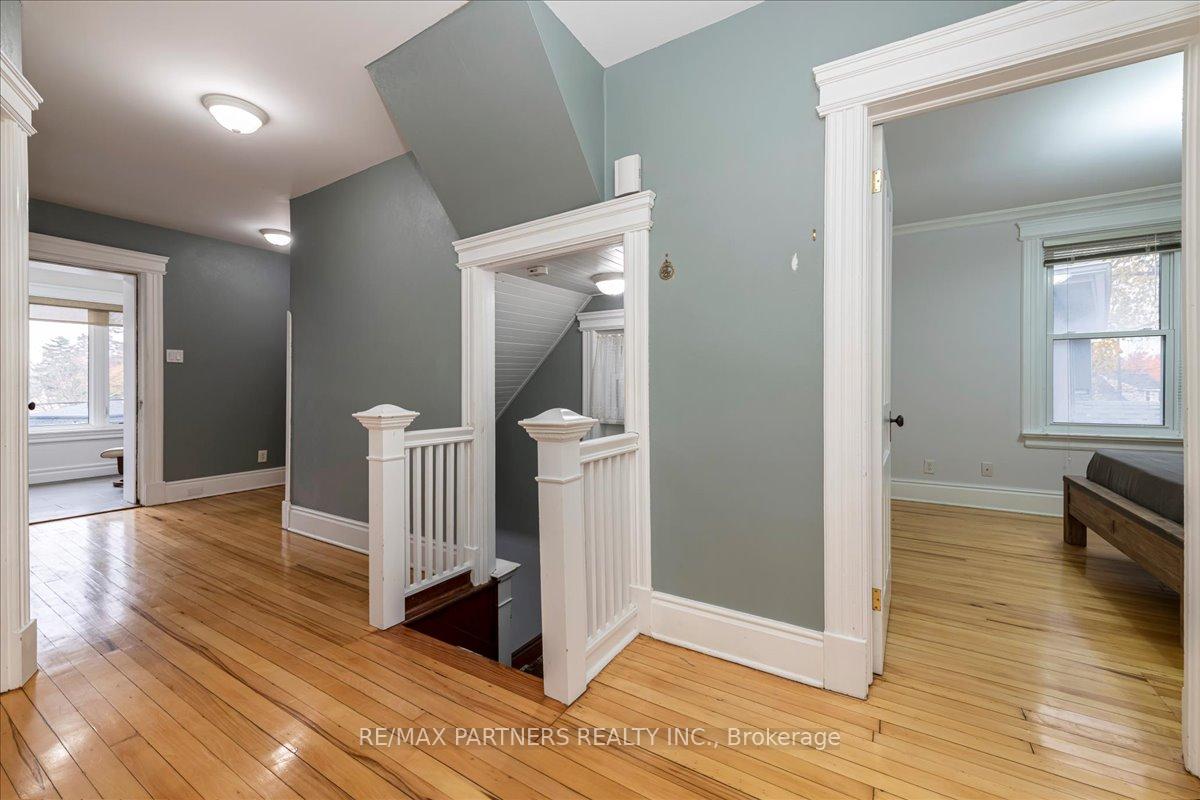 Photo 17 of 109 Mulcaster Street, Barrie, City Centre — HOMEH