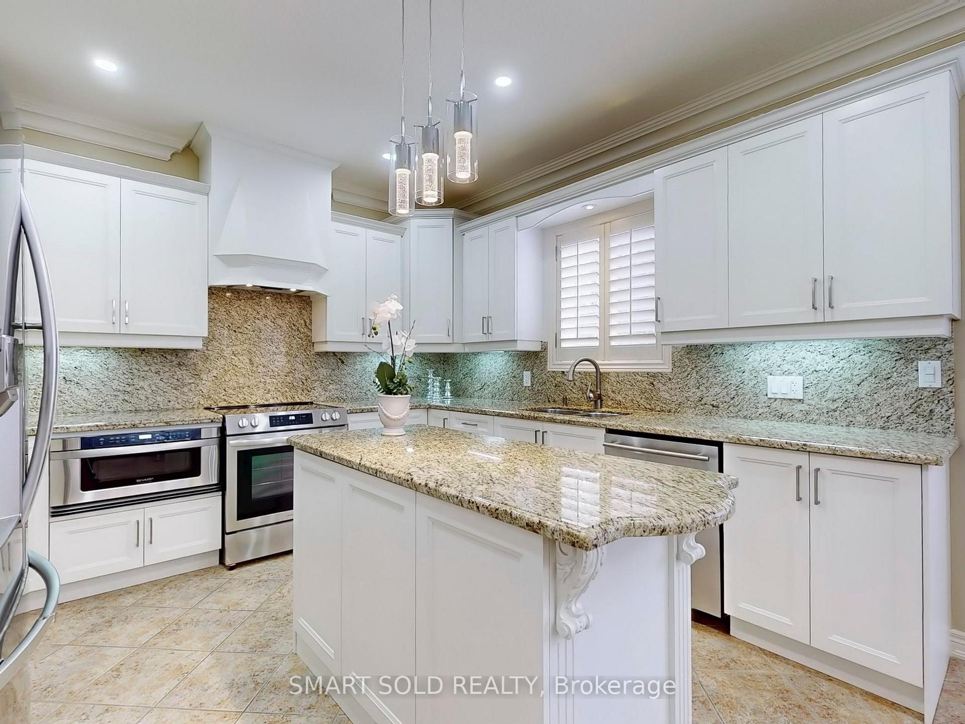 Photo 11 of 148 Tollgate Drive, Hamilton, Ancaster — HOMEH