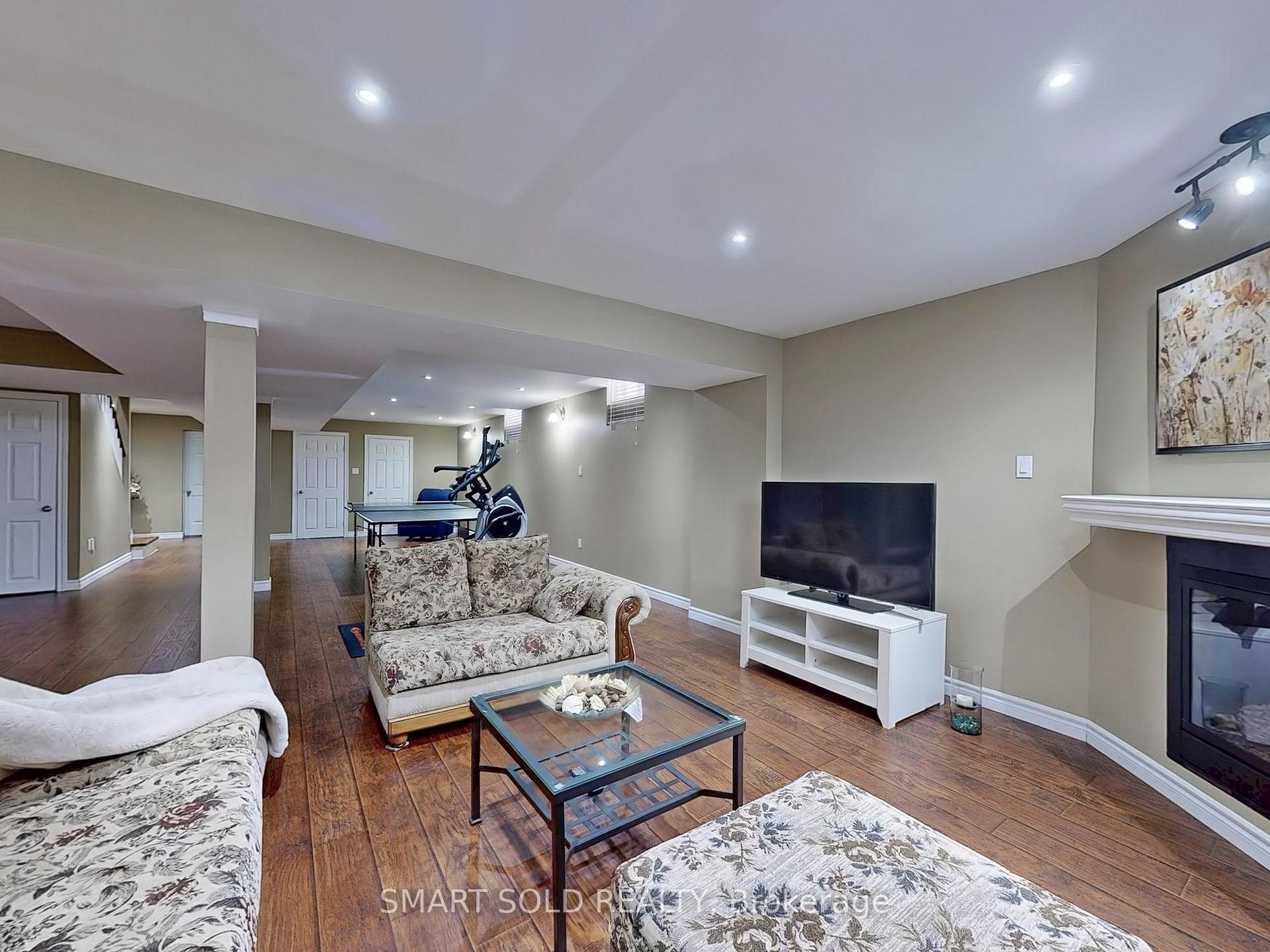 Photo 32 of 148 Tollgate Drive, Hamilton, Ancaster — HOMEH