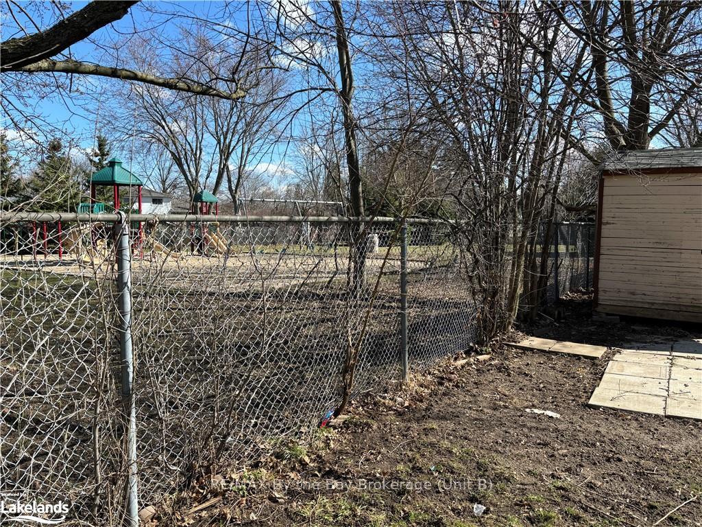 Photo 29 of 11 Lonsdale Place, Barrie, Grove East — HOMEH