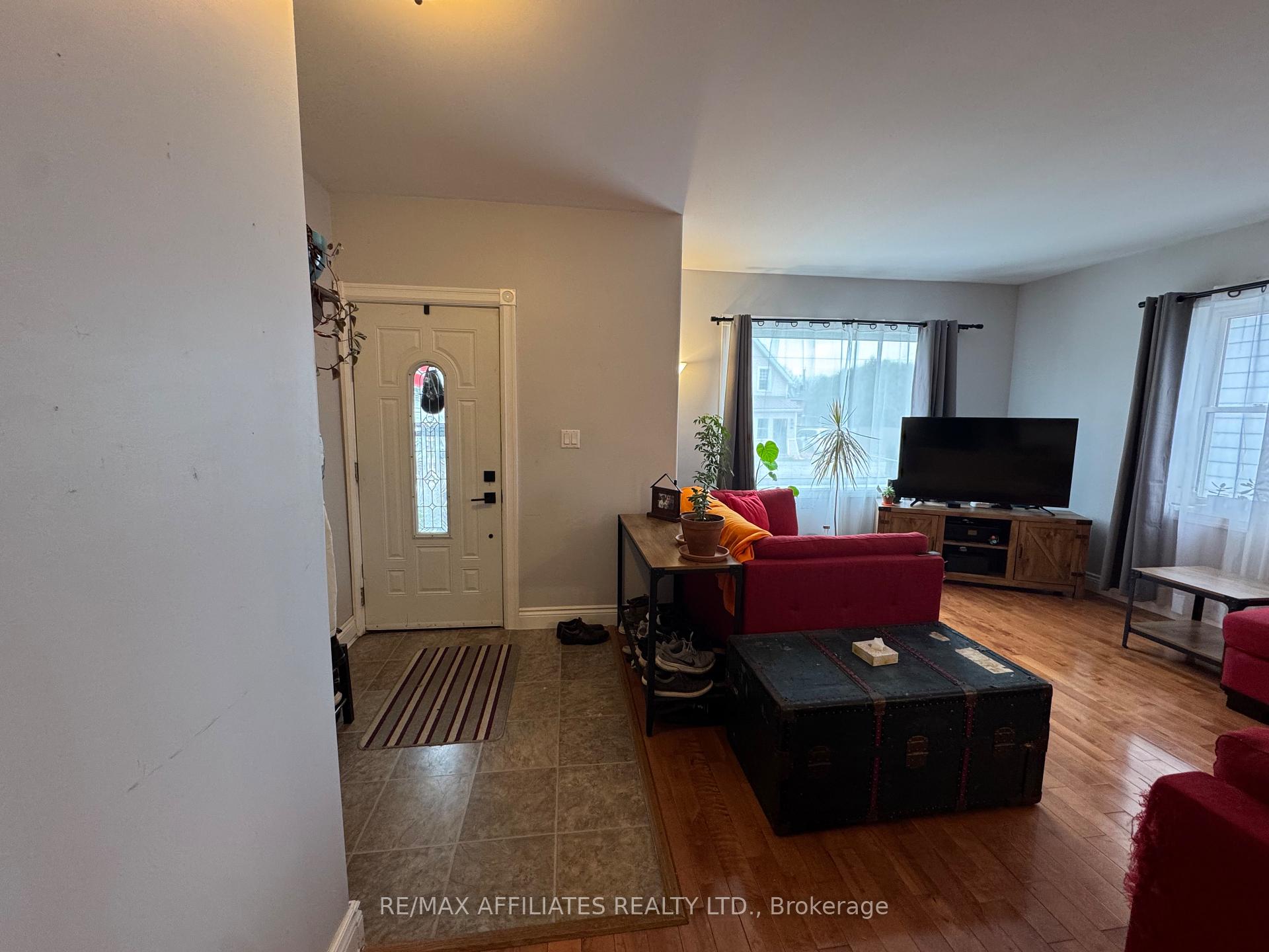 Photo 13 of 642 East Street, Edwardsburgh/Cardinal, Town of Cardinal — HOMEH