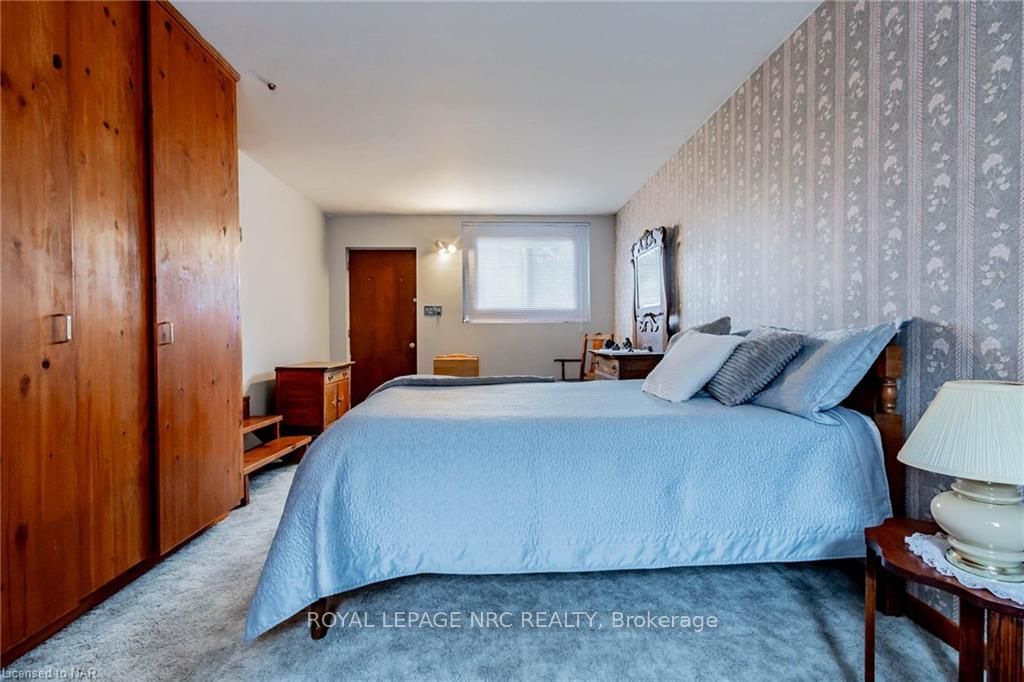 Photo 16 of 29 Bishops Road, St. Catharines, Vine/Linwell — HOMEH
