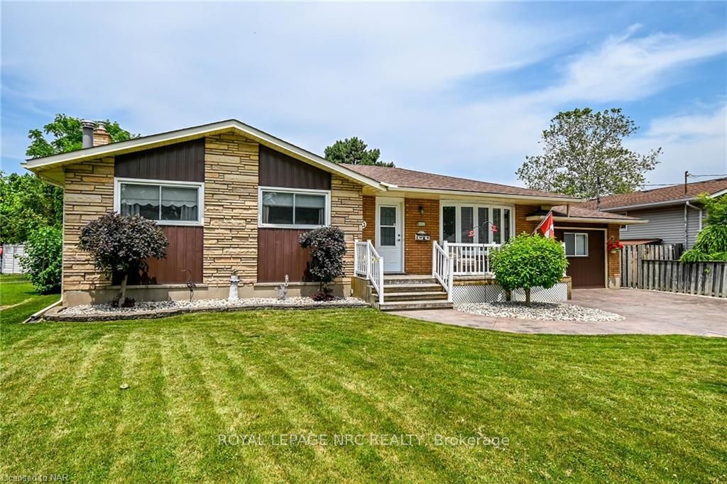 Photo 23 of 29 Bishops Road, St. Catharines, Vine/Linwell — HOMEH