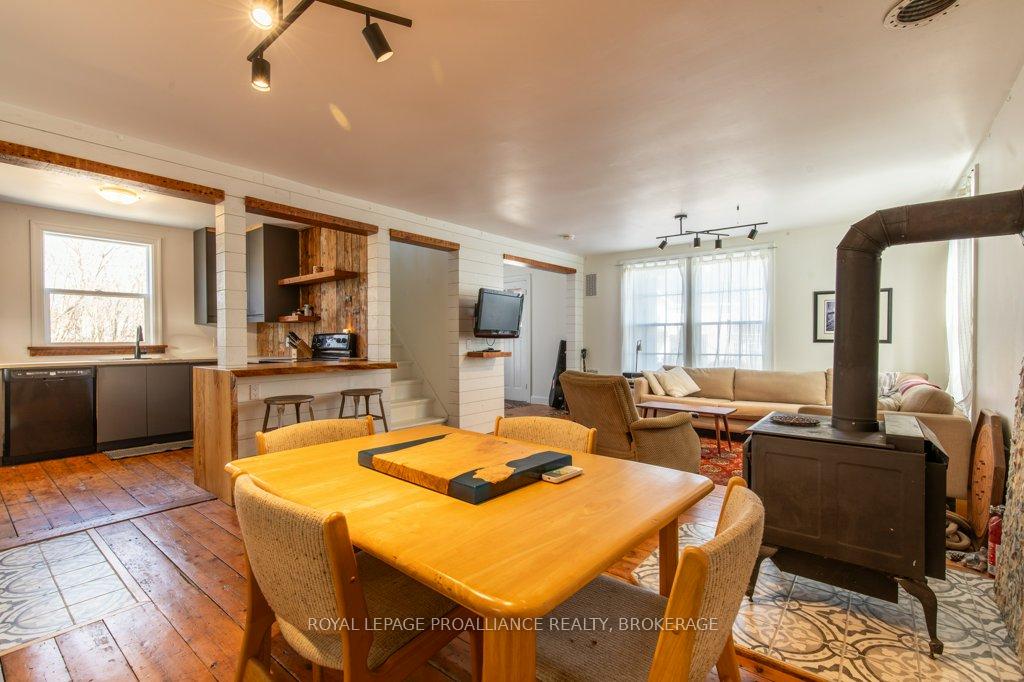 Photo 4 of 1199 Main Street, Frontenac Islands, The Islands — HOMEH