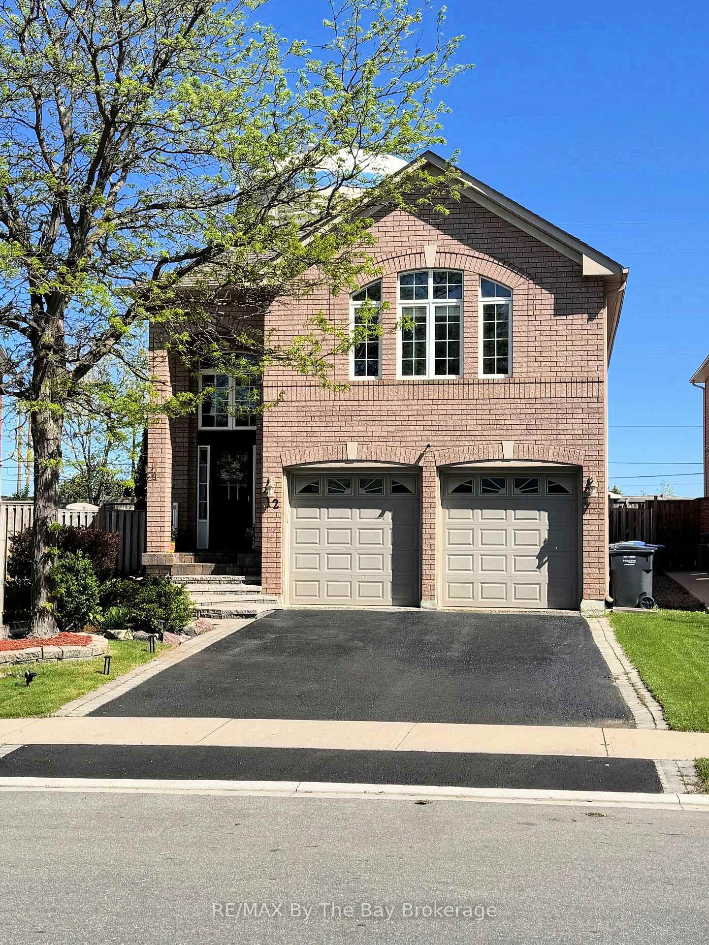 Front of 12 Twin Willow Crescent