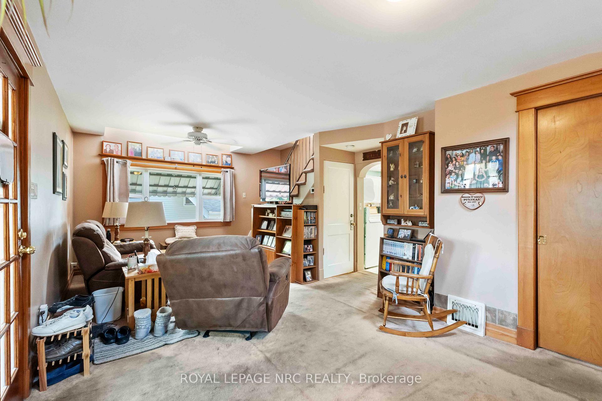 Photo 6 of 29 Maplecrest Avenue, St. Catharines, Burleigh Hill — HOMEH