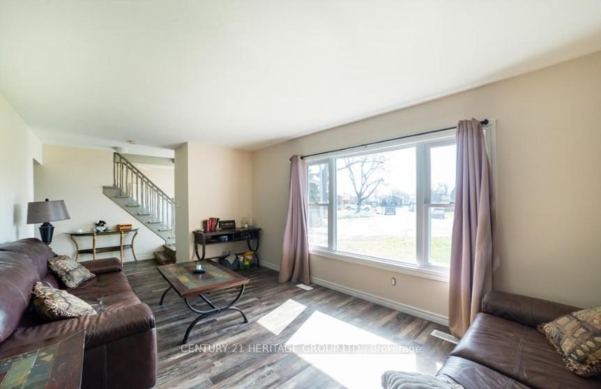 Photo 7 of 10 Esquire Place, Hamilton, Gilbert — HOMEH