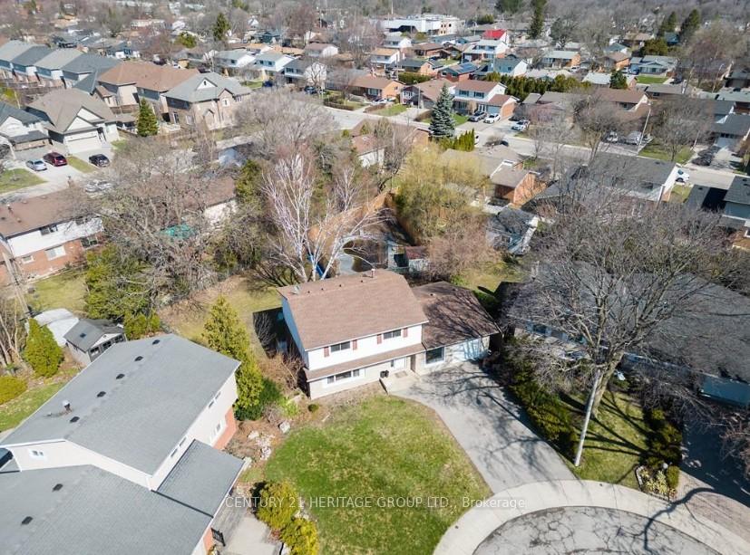 Photo 36 of 10 Esquire Place, Hamilton, Gilbert — HOMEH