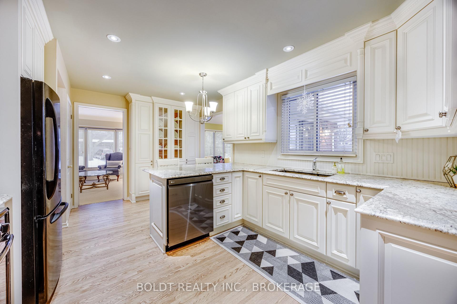 Photo 6 of 53 Royal Henley Boulevard, St. Catharines, Martindale Pond — HOMEH