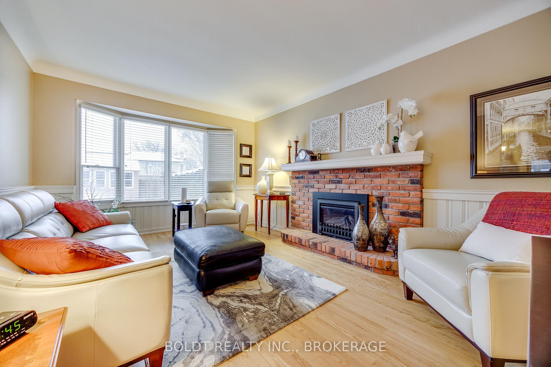 Photo 9 of 53 Royal Henley Boulevard, St. Catharines, Martindale Pond — HOMEH