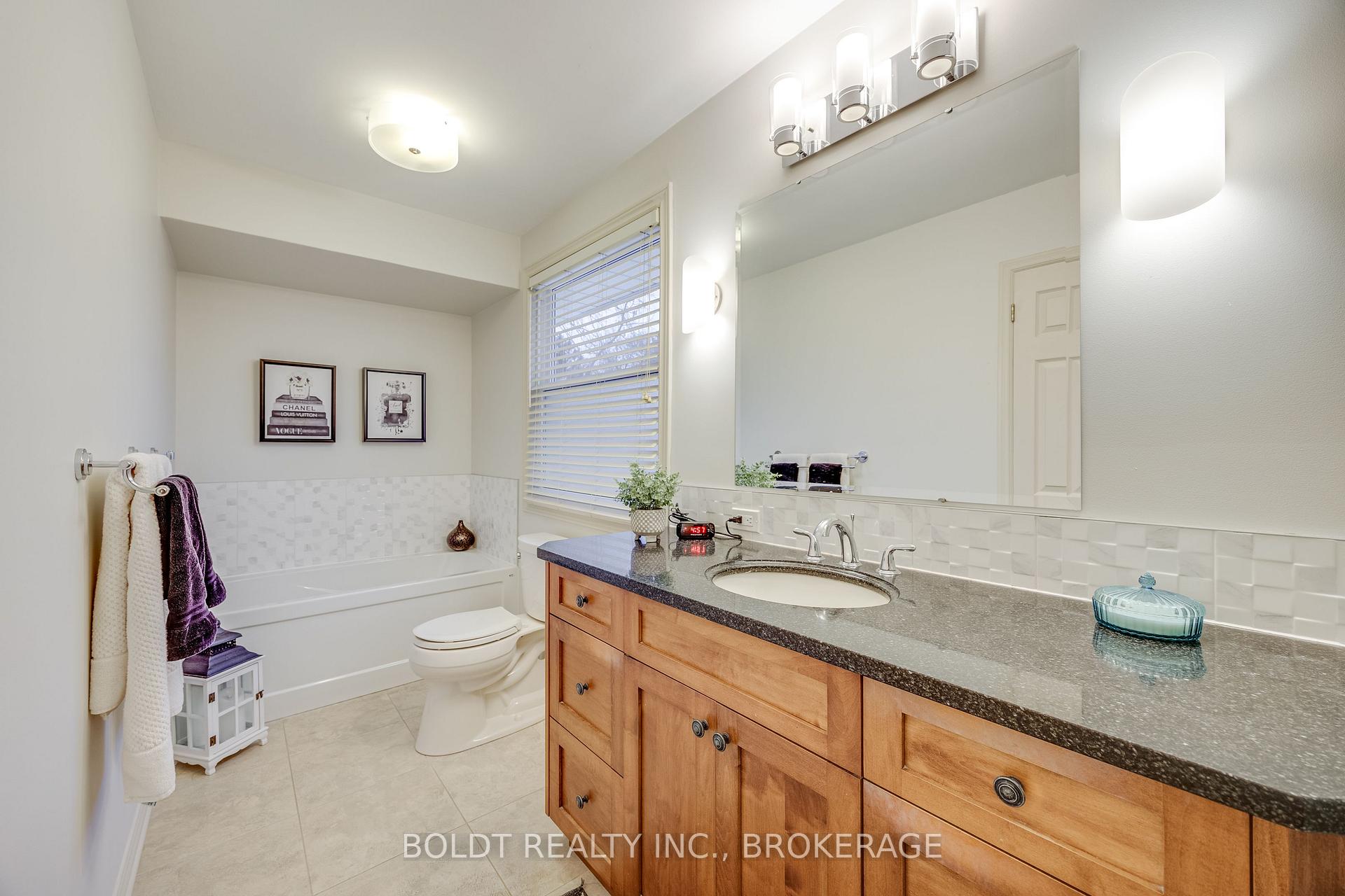 Photo 16 of 53 Royal Henley Boulevard, St. Catharines, Martindale Pond — HOMEH