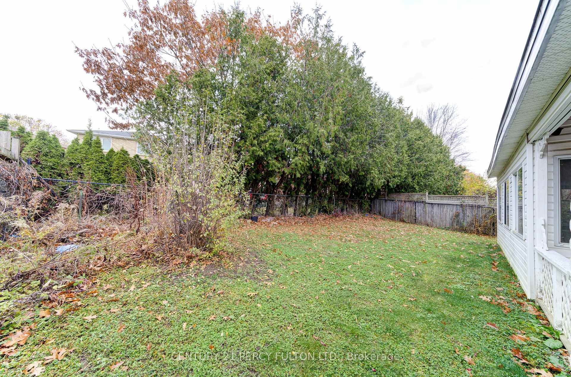 Photo 30 of 398 Cundles Road W, Barrie, Northwest — HOMEH