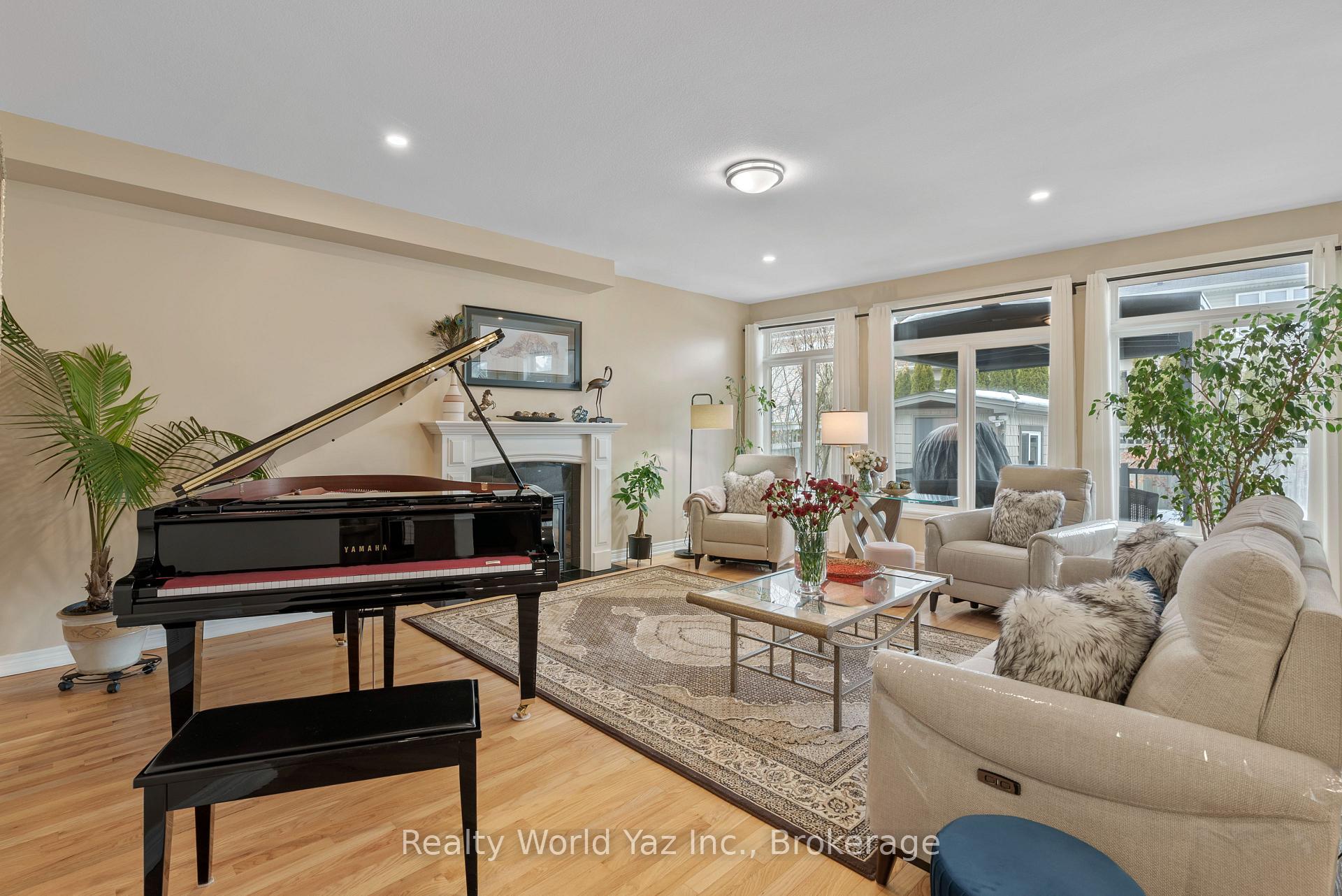Photo 11 of 59 Camp Drive, Hamilton, Meadowlands — HOMEH