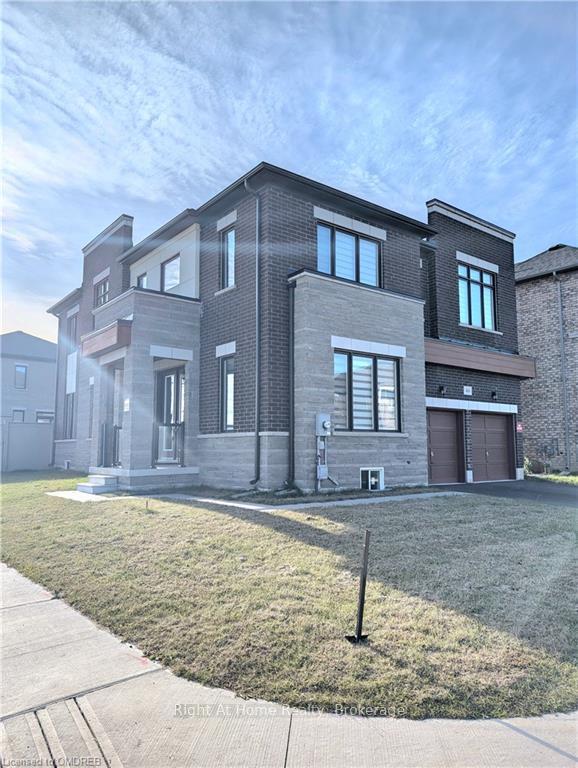 Front of 466 Humphrey Street