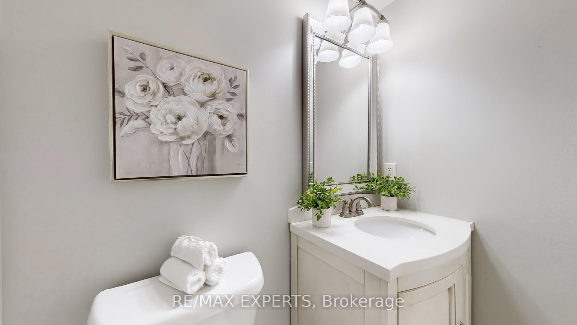 Photo 7 of 21 Wakely Boulevard, Caledon, Bolton West — HOMEH