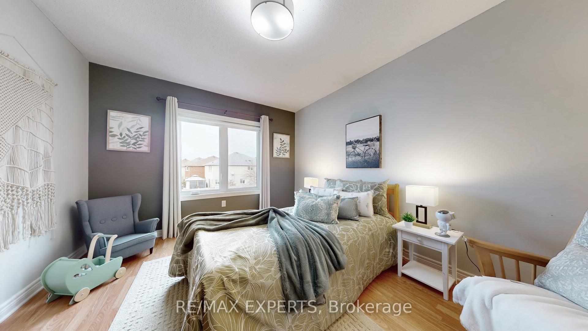 Photo 18 of 21 Wakely Boulevard, Caledon, Bolton West — HOMEH