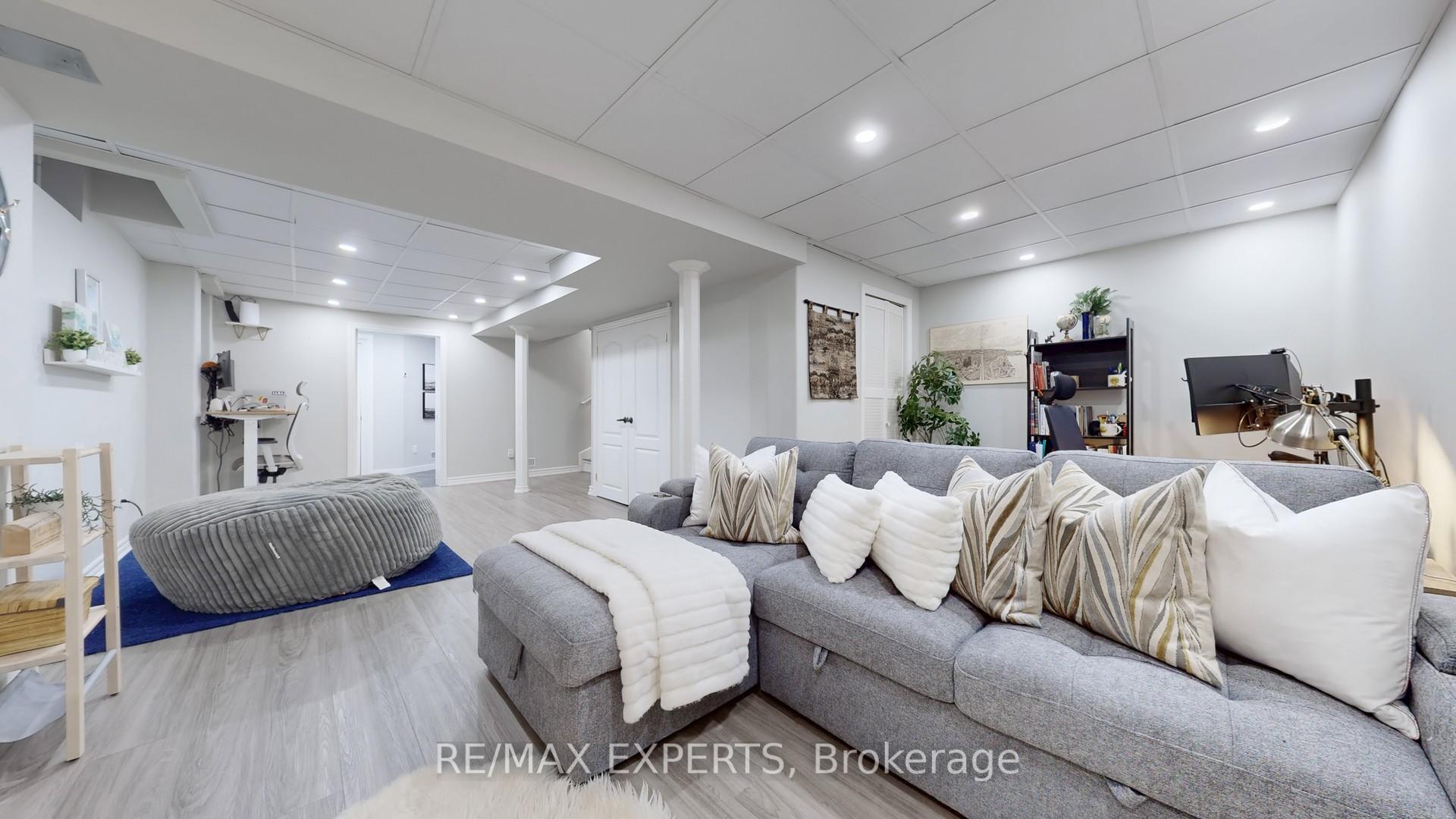 Photo 29 of 21 Wakely Boulevard, Caledon, Bolton West — HOMEH