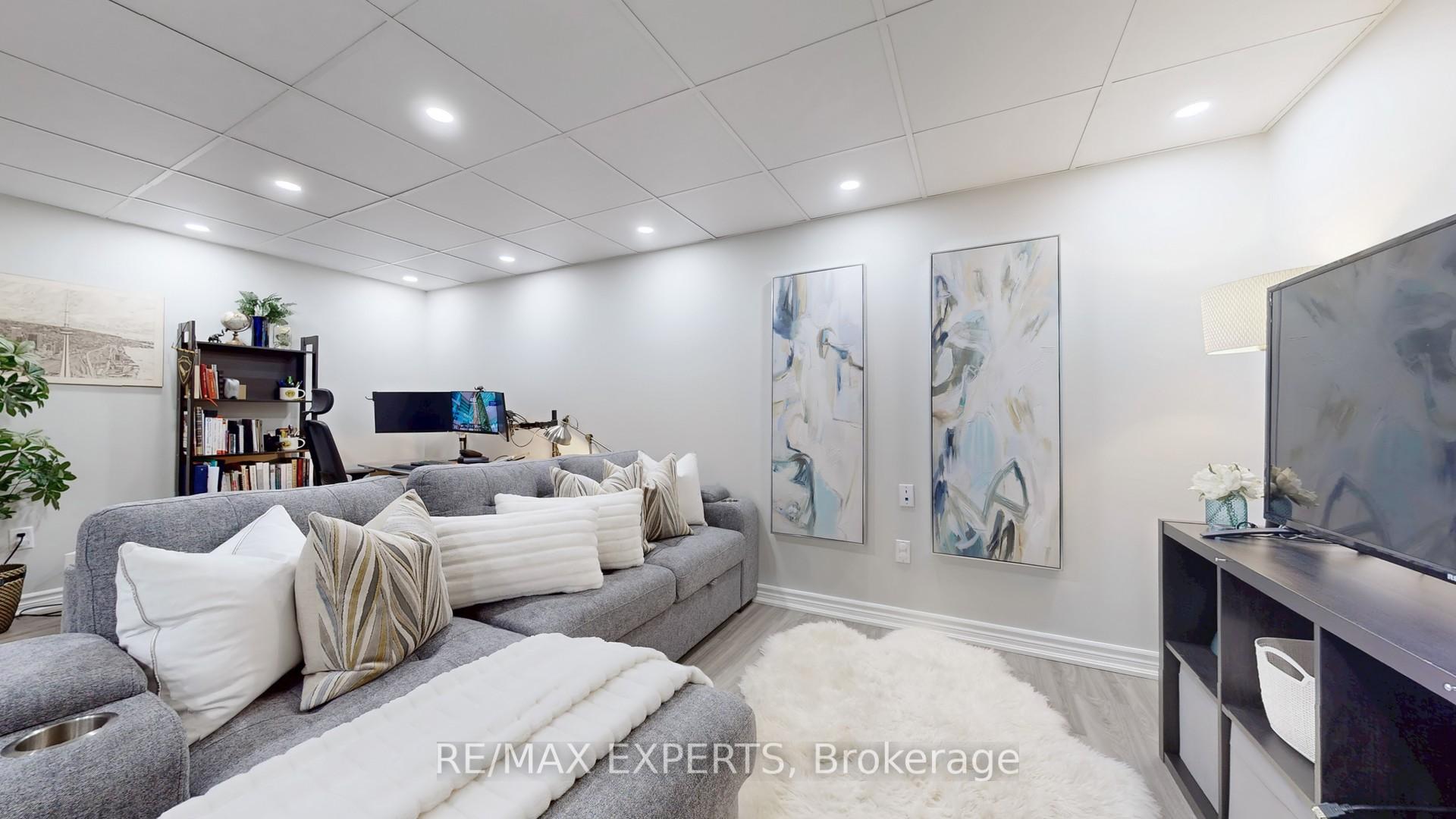 Photo 28 of 21 Wakely Boulevard, Caledon, Bolton West — HOMEH