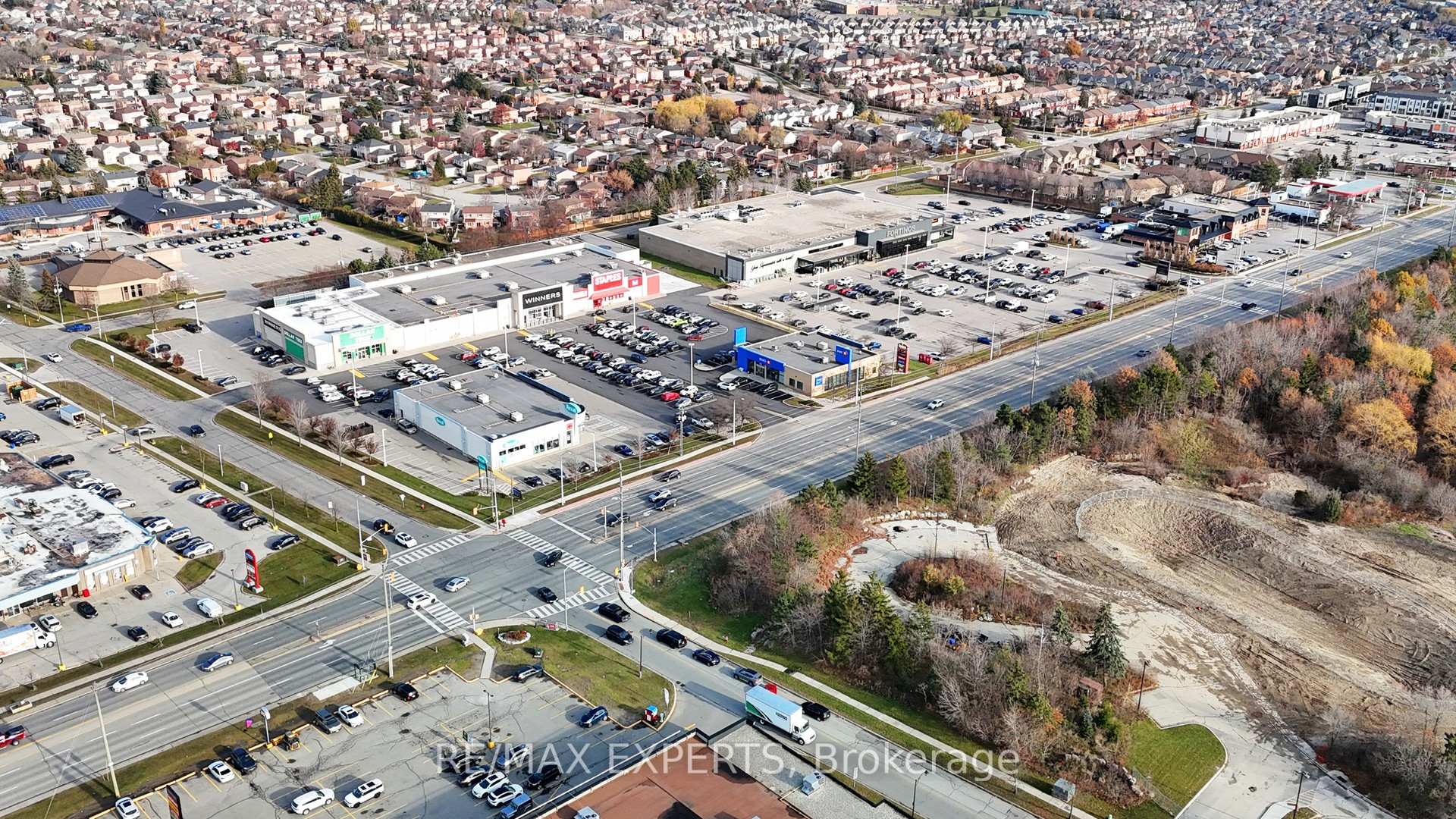 Photo 36 of 21 Wakely Boulevard, Caledon, Bolton West — HOMEH