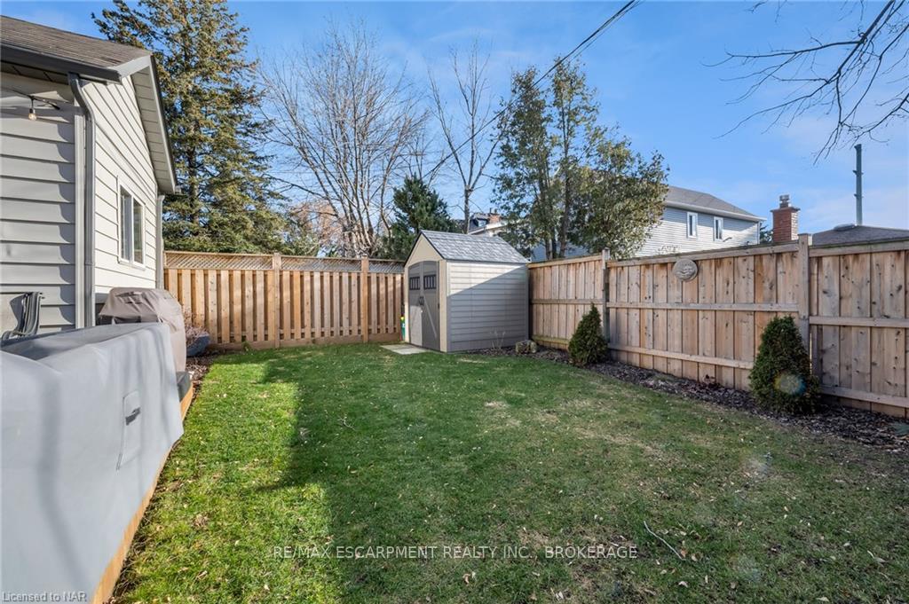 Photo 1 of 23 Rossmore Avenue, Hamilton, Kirkendall — HOMEH