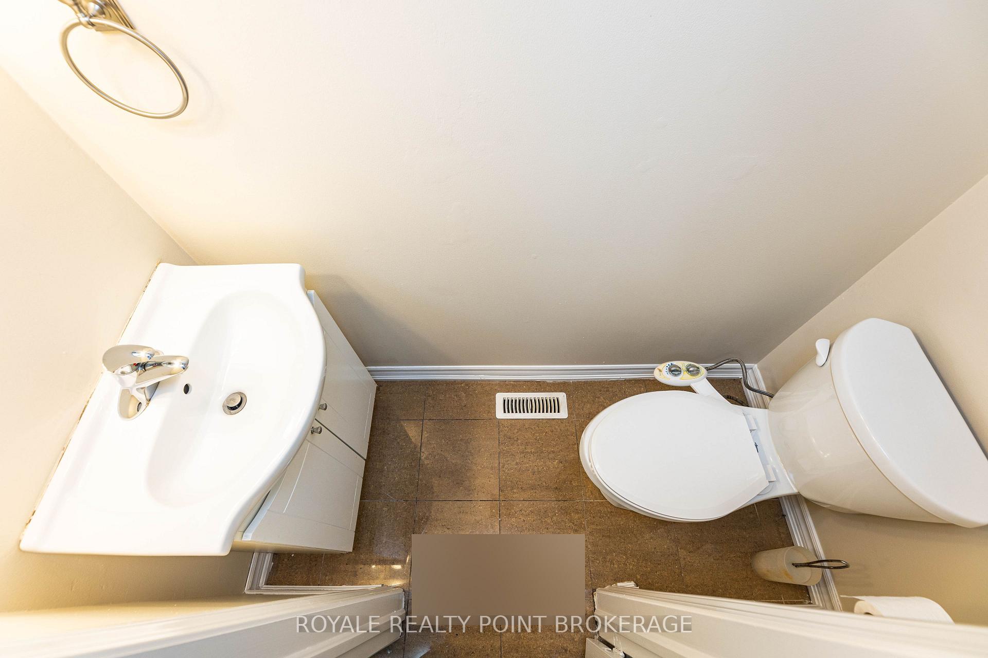 Photo 10 of 59 Juniper Crescent, Brampton, Northgate — HOMEH