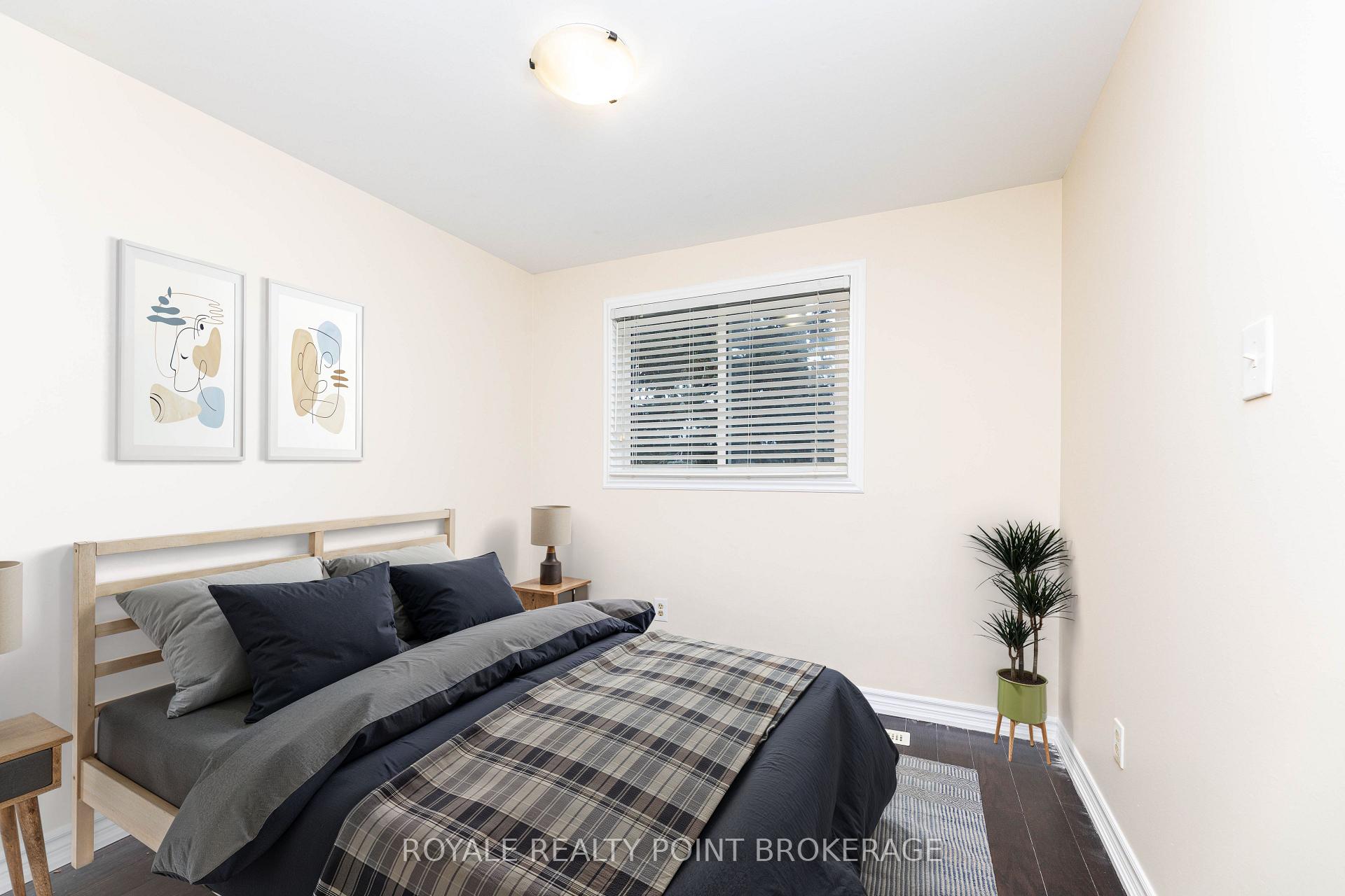 Photo 13 of 59 Juniper Crescent, Brampton, Northgate — HOMEH