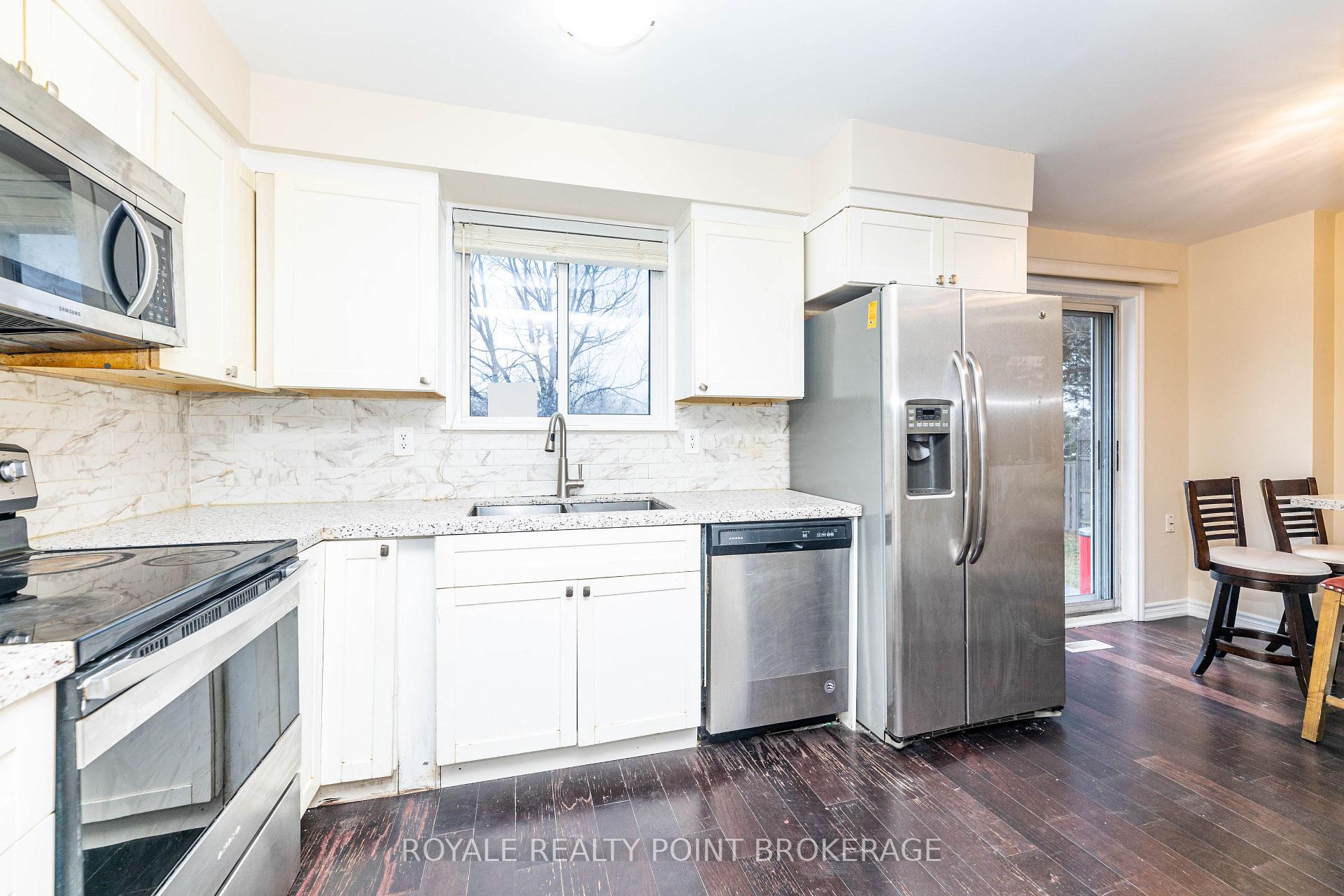 Photo 15 of 59 Juniper Crescent, Brampton, Northgate — HOMEH