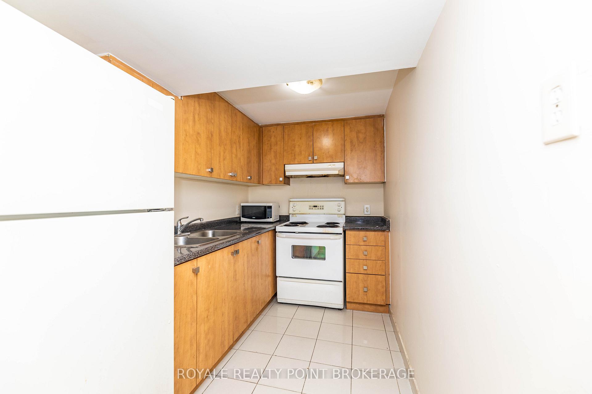 Photo 27 of 59 Juniper Crescent, Brampton, Northgate — HOMEH