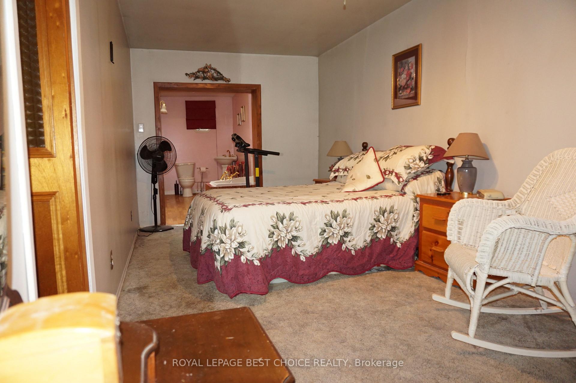 Photo 5 of 42 Prospect Avenue, Cobalt — HOMEH