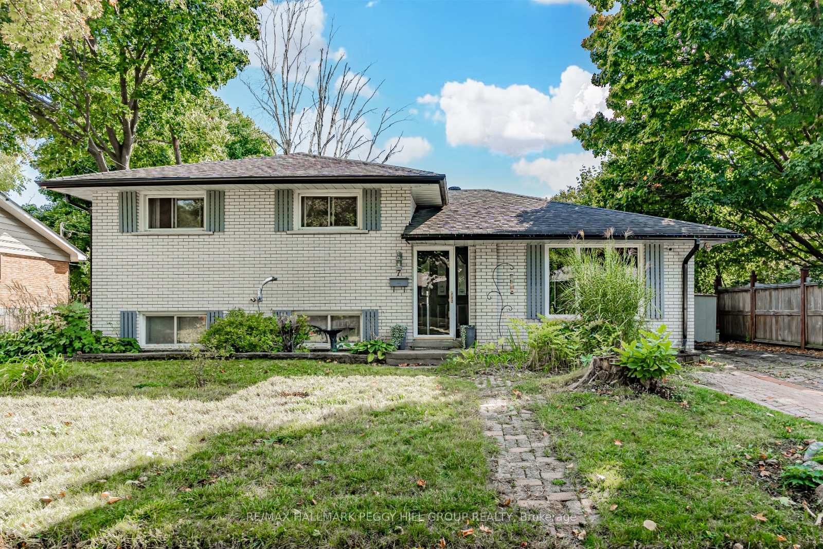 Photo 1 of 7 Alexander Avenue, Barrie, Codrington — HOMEH