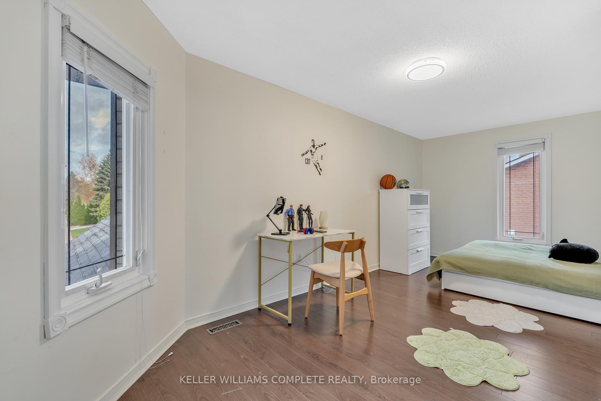 Photo 24 of 196 Amberly Boulevard, Hamilton, Ancaster — HOMEH