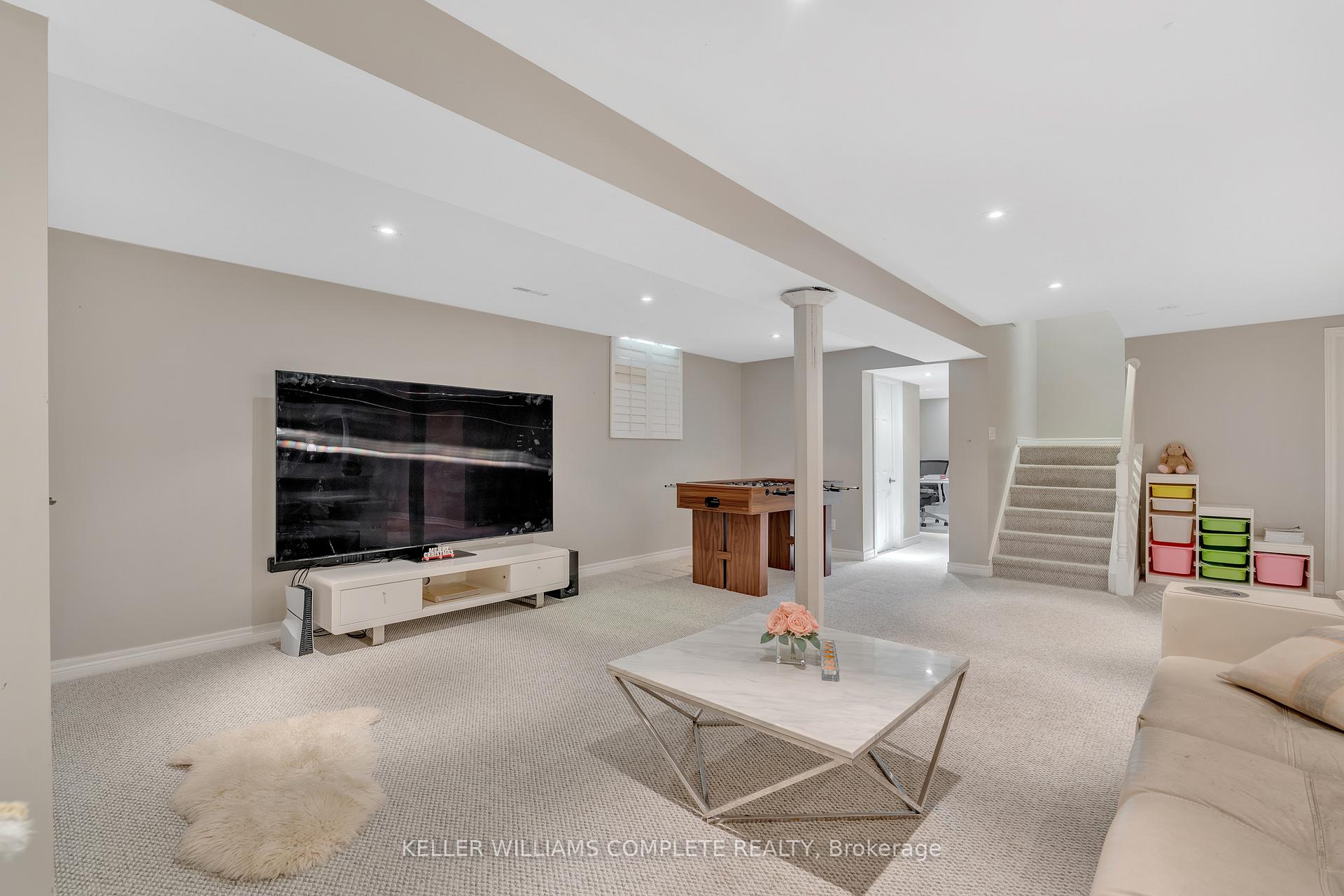 Photo 29 of 196 Amberly Boulevard, Hamilton, Ancaster — HOMEH