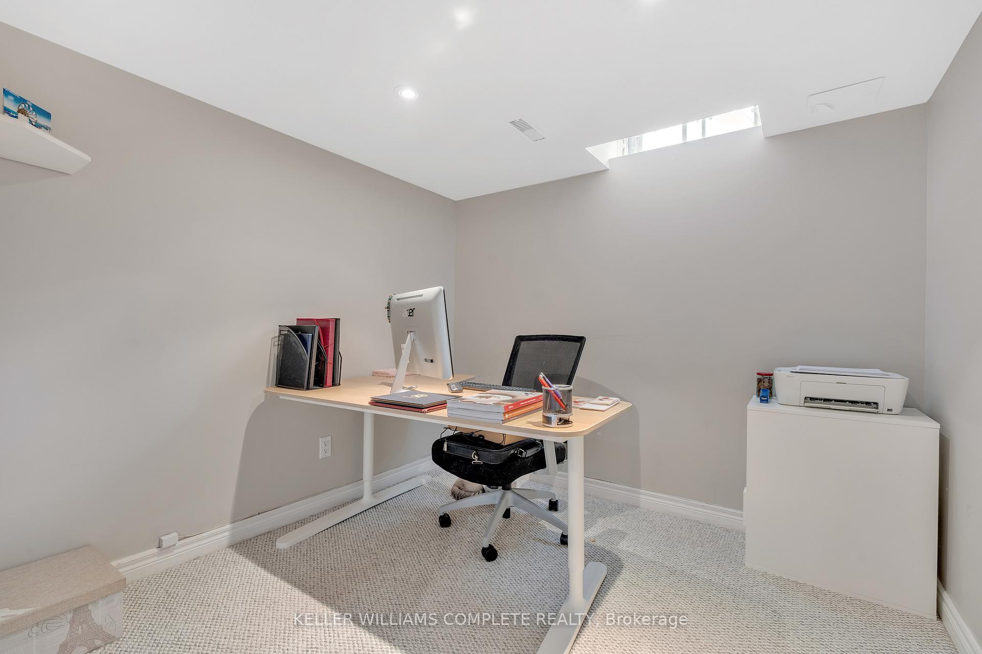 Photo 31 of 196 Amberly Boulevard, Hamilton, Ancaster — HOMEH