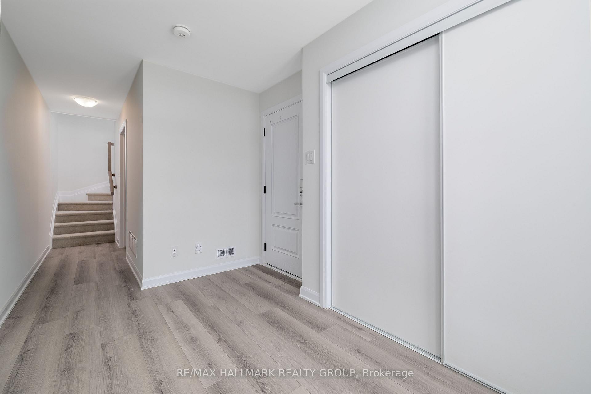 Photo 18 of 305 Raheen Court, Ottawa, Barrhaven - Half Moon Bay — HOMEH