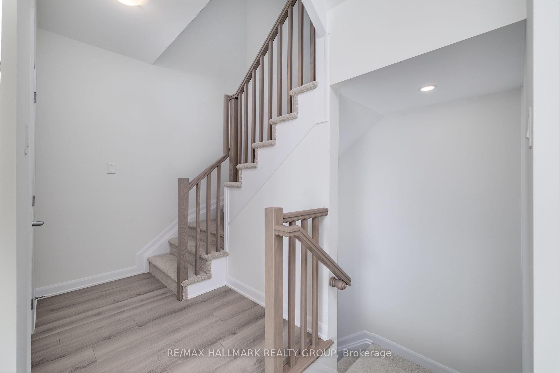 Photo 13 of 305 Raheen Court, Ottawa, Barrhaven - Half Moon Bay — HOMEH