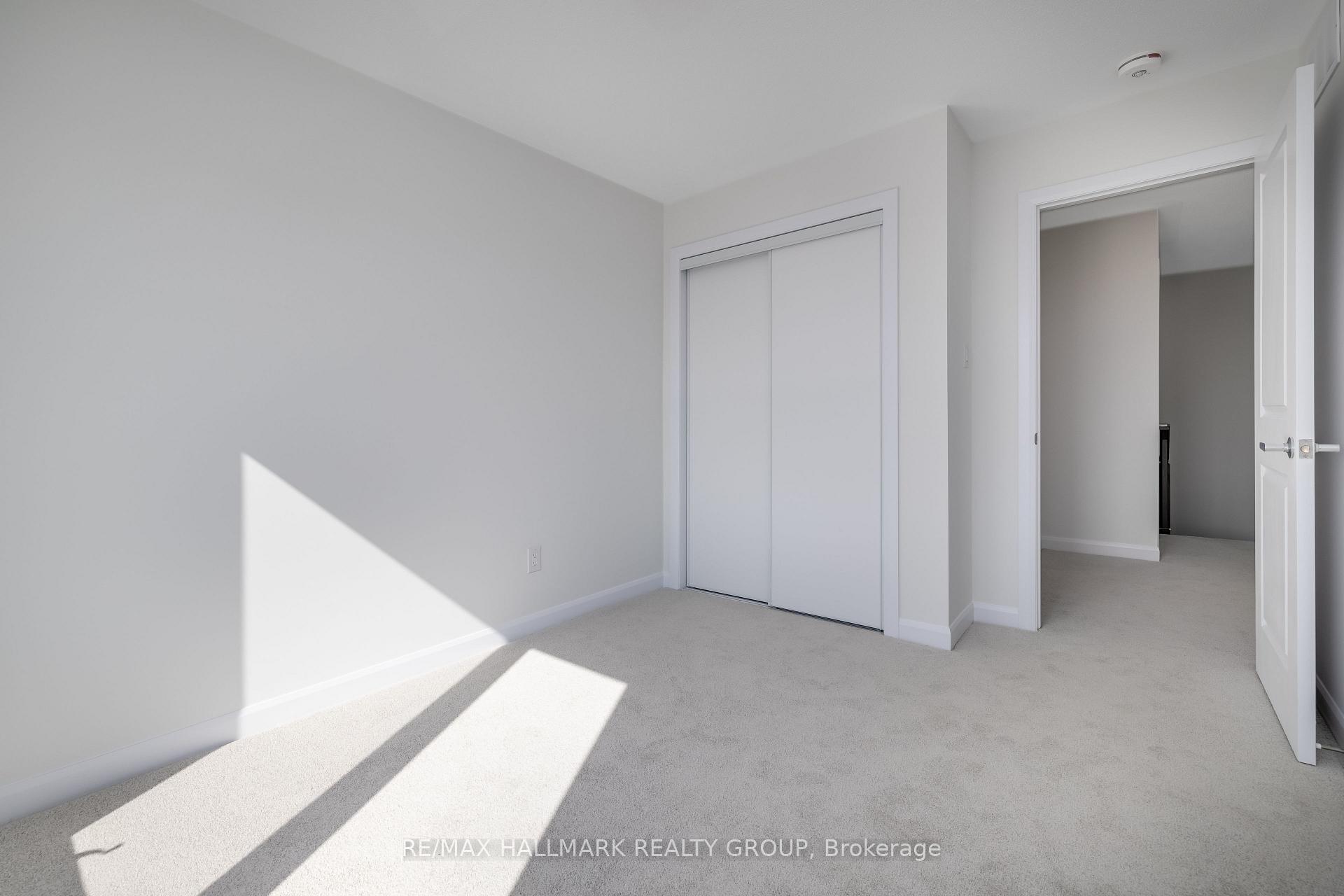 Photo 17 of 305 Raheen Court, Ottawa, Barrhaven - Half Moon Bay — HOMEH