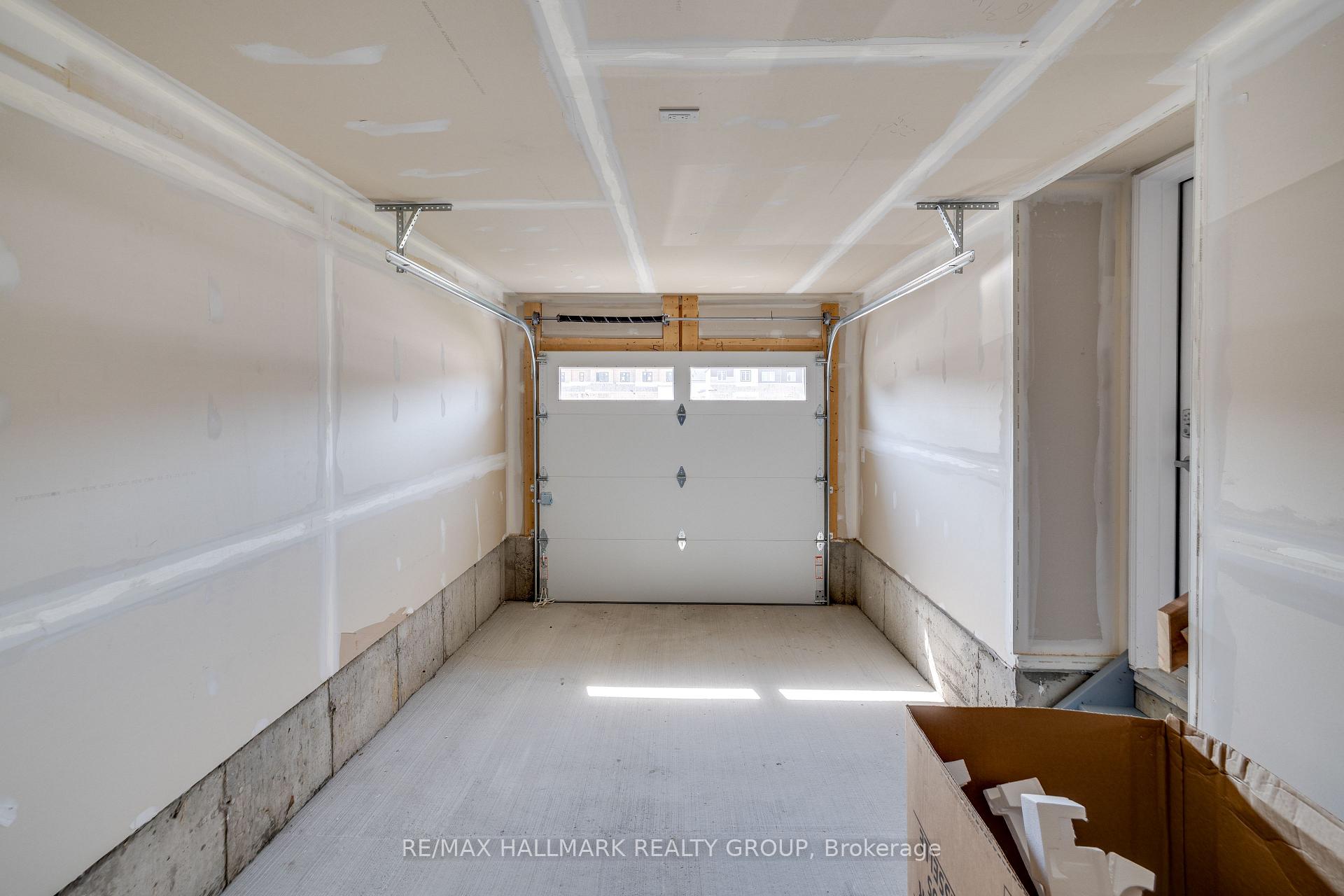 Photo 25 of 305 Raheen Court, Ottawa, Barrhaven - Half Moon Bay — HOMEH