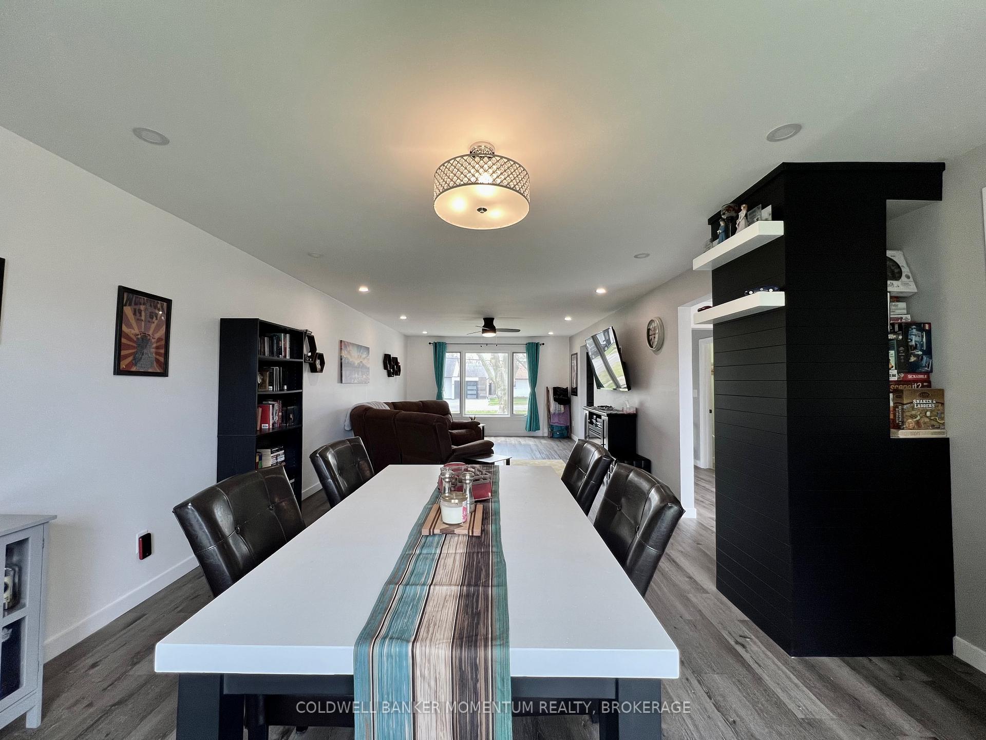 Photo 8 of 43 Beamer Avenue, St. Catharines, Bunting/Linwell — HOMEH