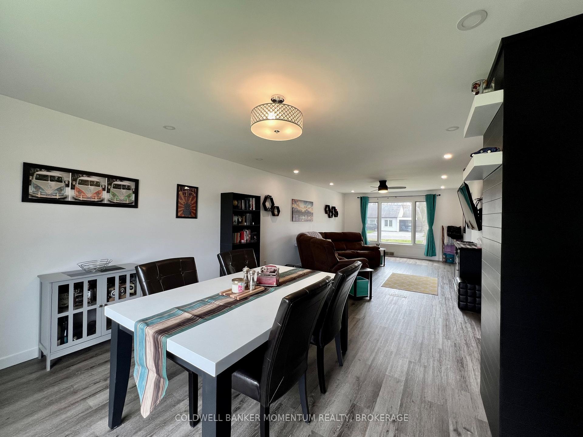 Photo 9 of 43 Beamer Avenue, St. Catharines, Bunting/Linwell — HOMEH